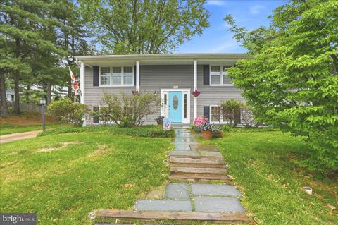 1802 LEADBURN ROAD TOWSON MD 21204