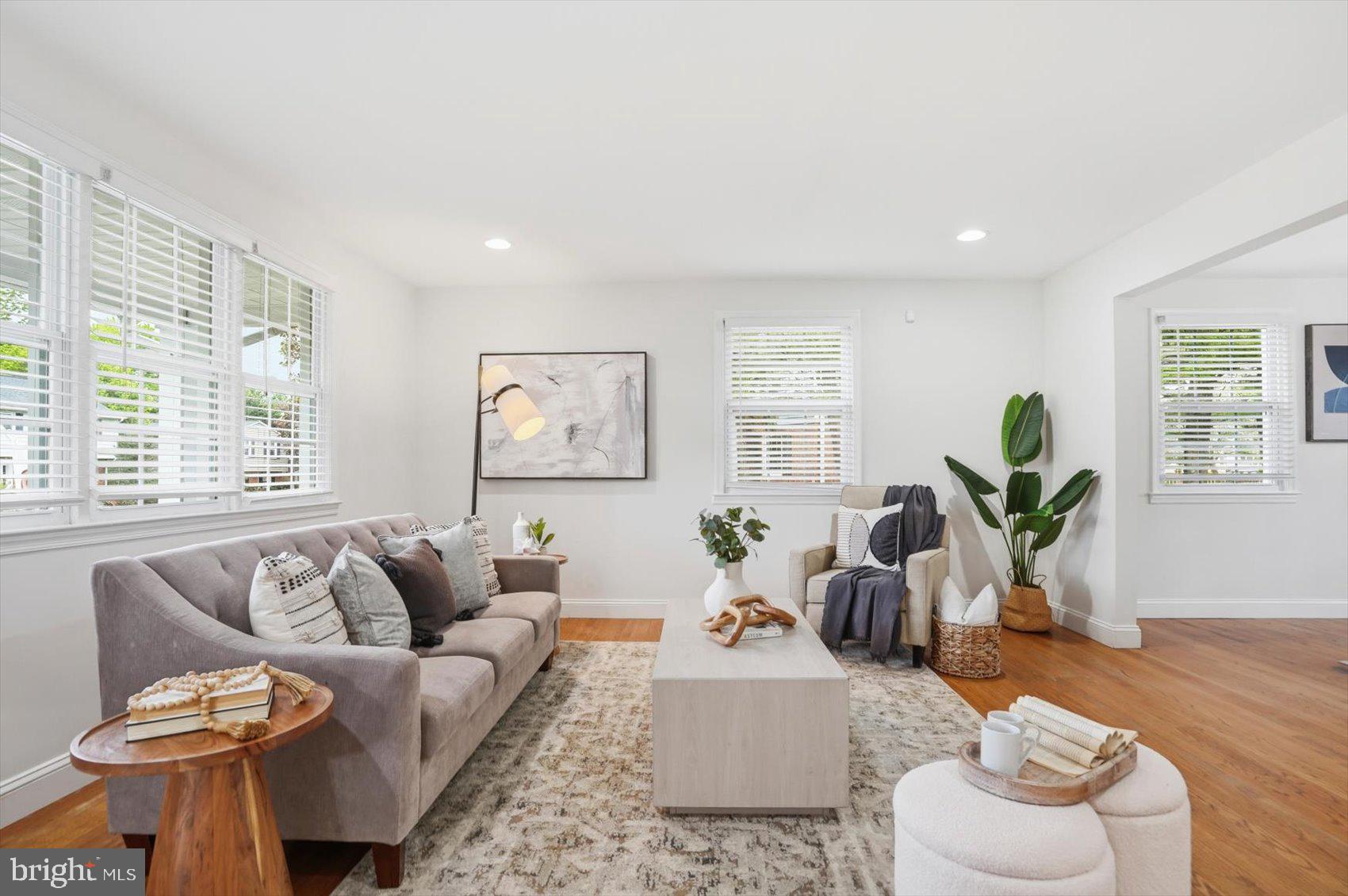 THORNLEIGH - Residential