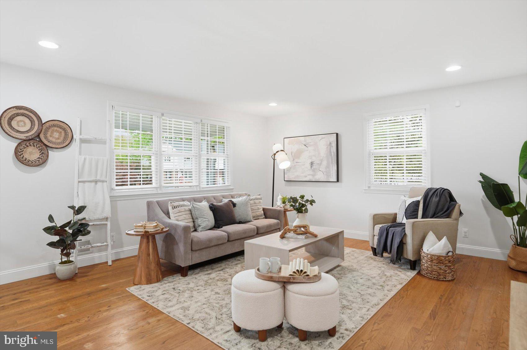 THORNLEIGH - Residential