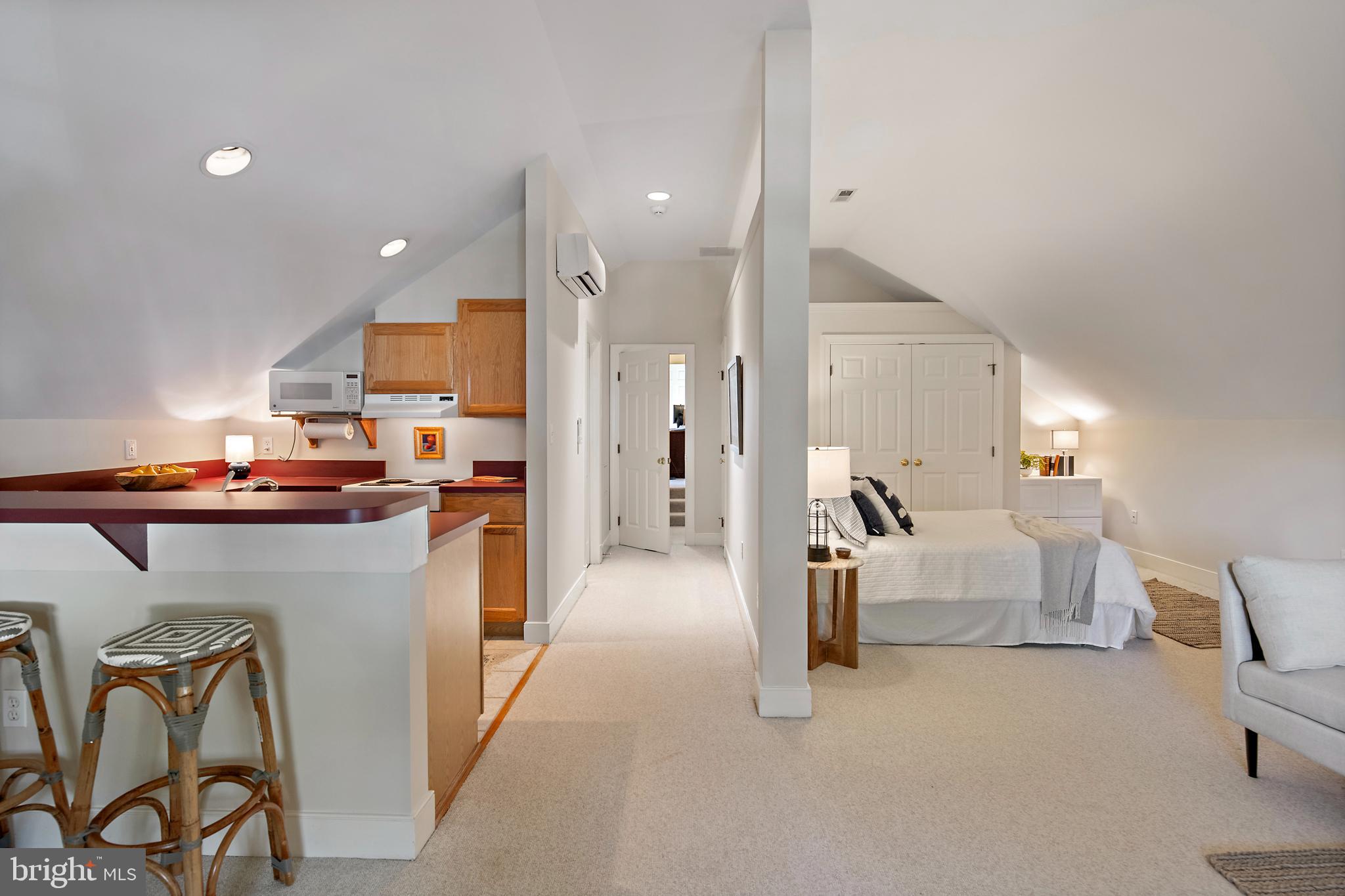 MURRAY HILL - Residential