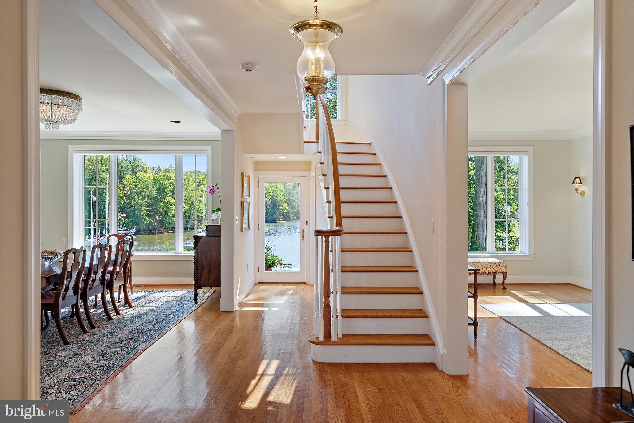 MURRAY HILL - Residential