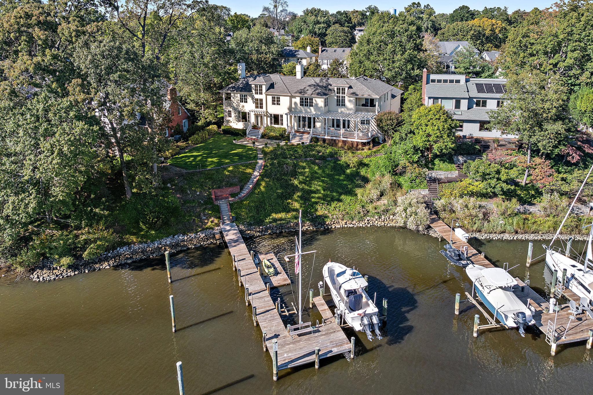 MURRAY HILL - Residential