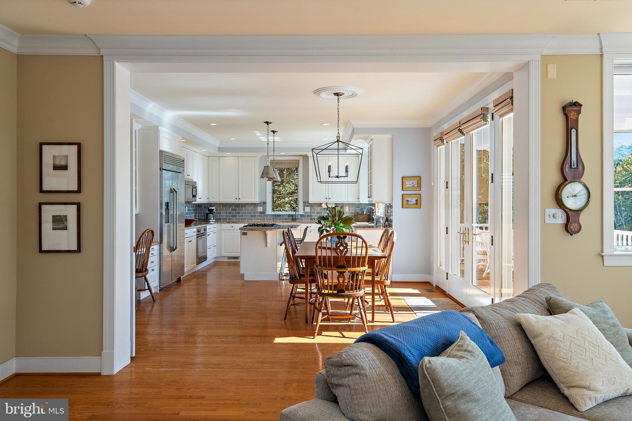 MURRAY HILL - Residential