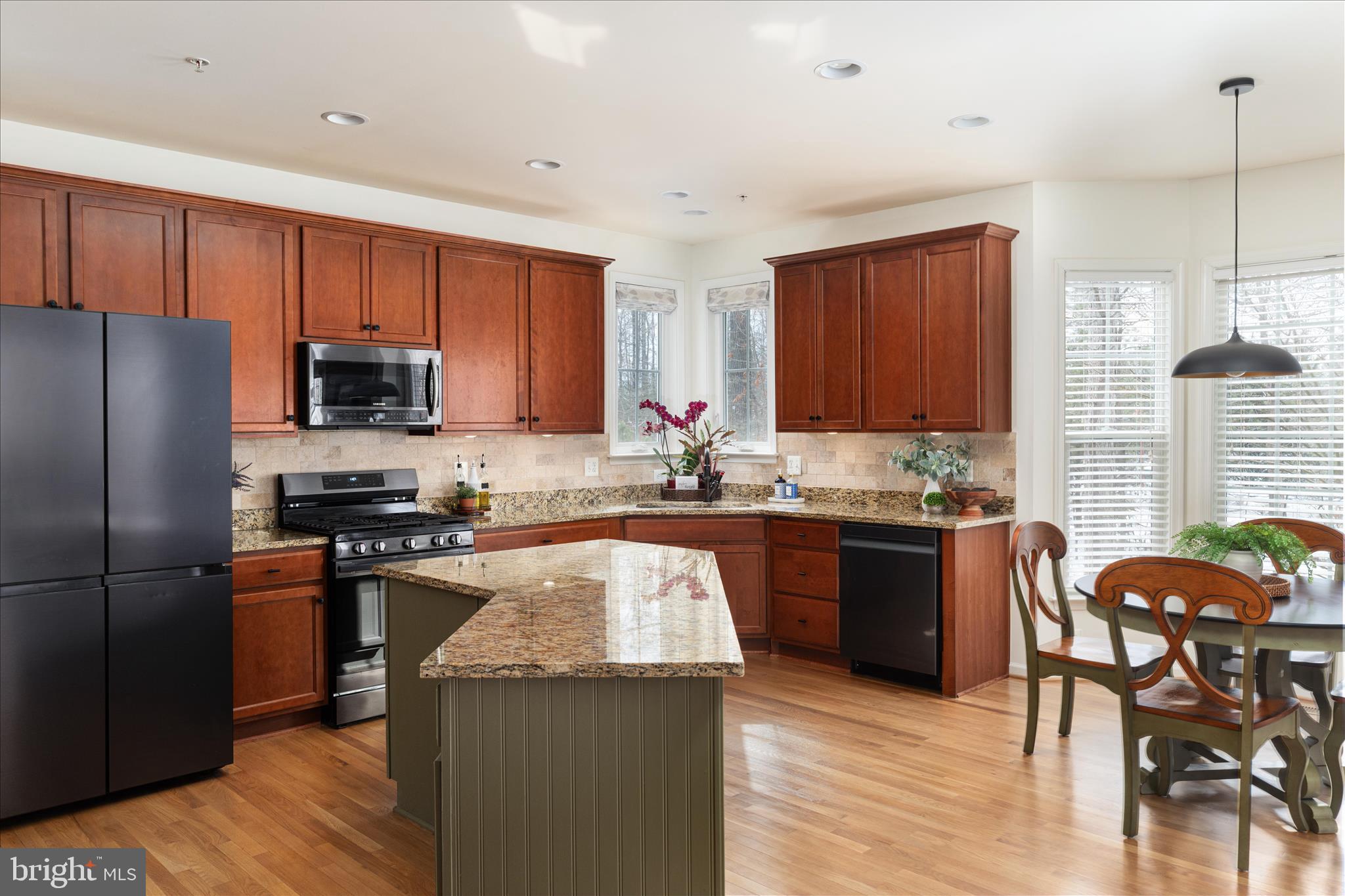 SARANAC - Residential