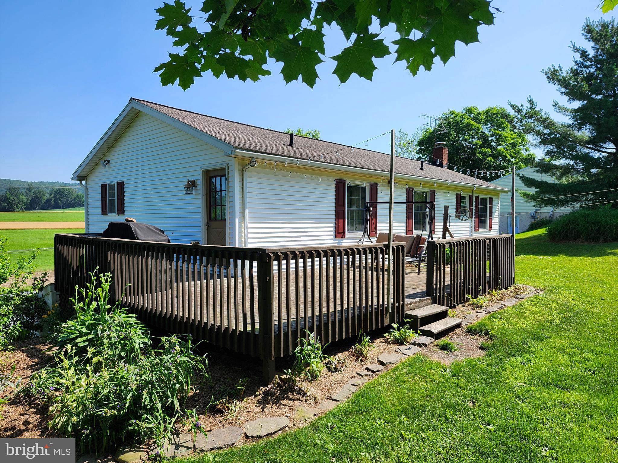 318 LONG LANE