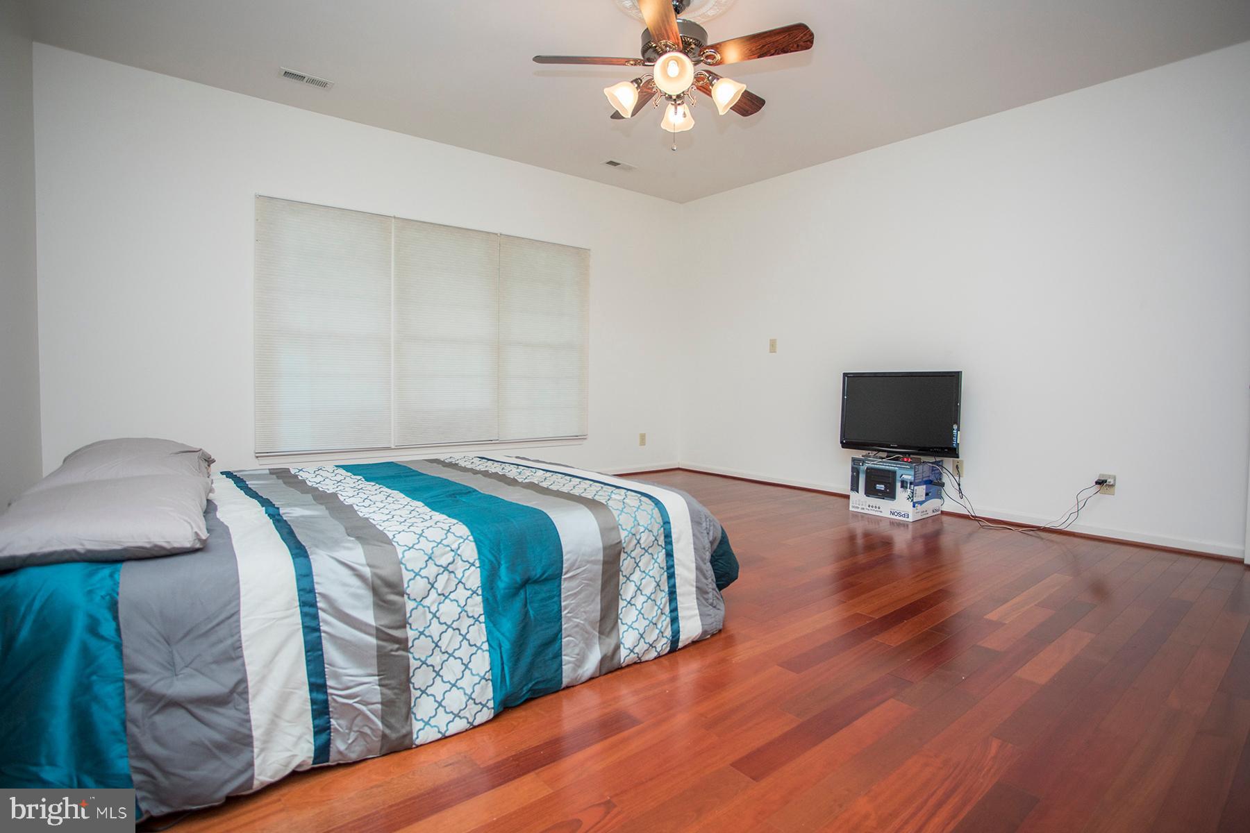 LEE'S HILL TURNBERRY - Residential