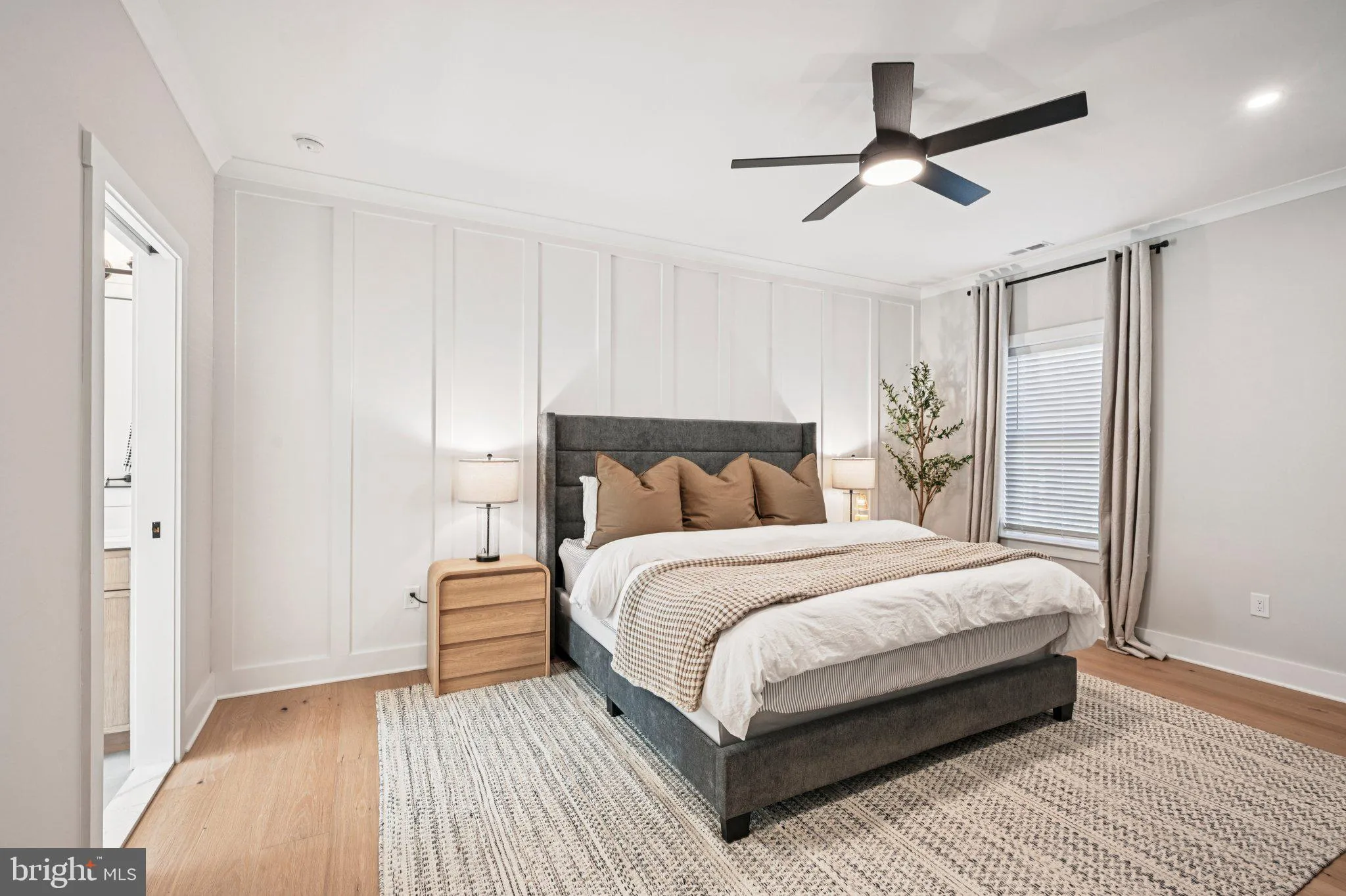 Vineland, New Jersey 08361, United States, 4 Bedrooms Bedrooms, ,3 BathroomsBathrooms,Residential,Pending,204912