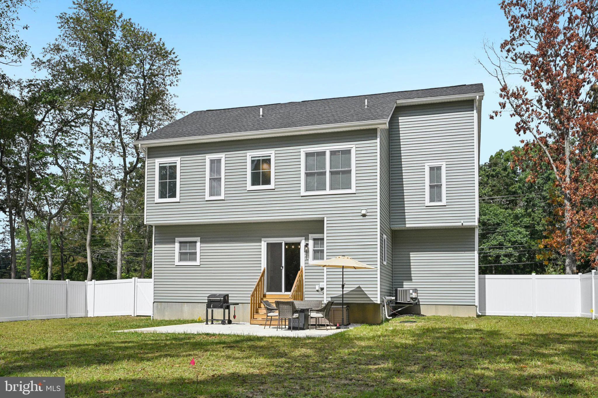 Vineland, New Jersey 08361, United States, 4 Bedrooms Bedrooms, ,3 BathroomsBathrooms,Residential,Pending,204912