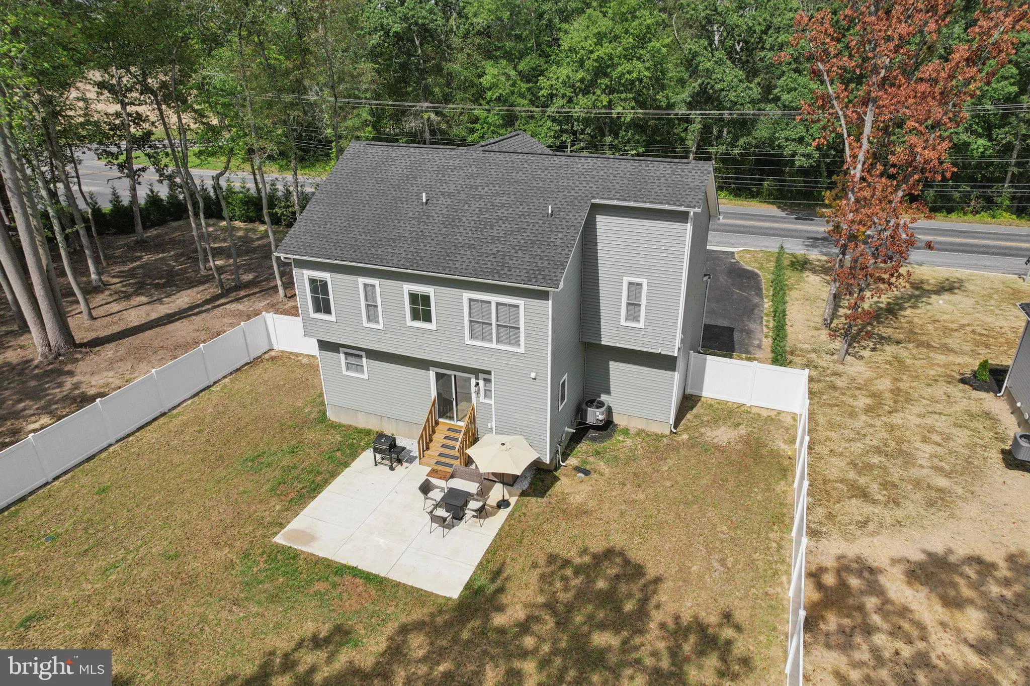 Vineland, New Jersey 08361, United States, 4 Bedrooms Bedrooms, ,3 BathroomsBathrooms,Residential,Pending,204912