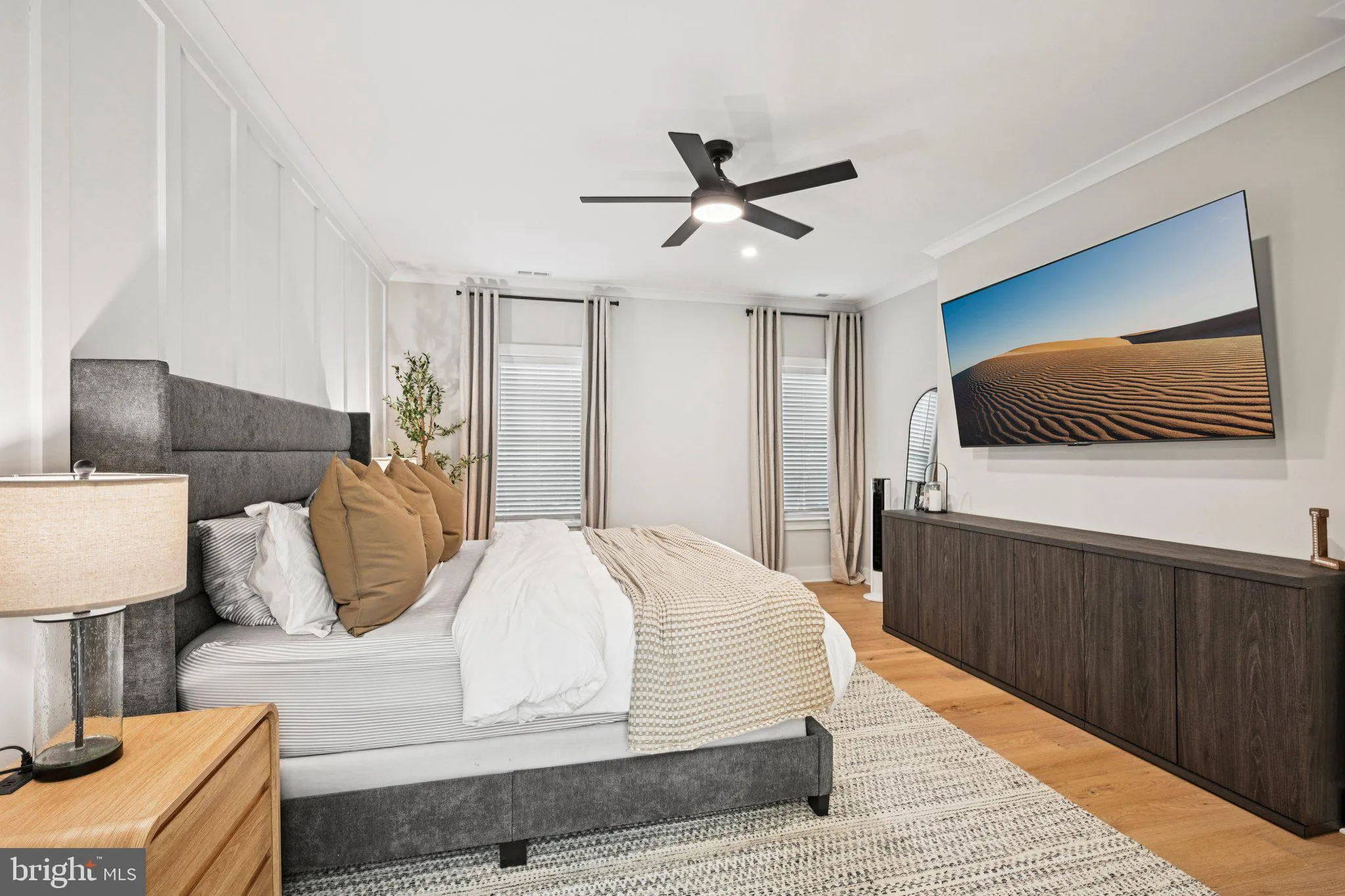 Vineland, New Jersey 08361, United States, 4 Bedrooms Bedrooms, ,3 BathroomsBathrooms,Residential,Pending,204912