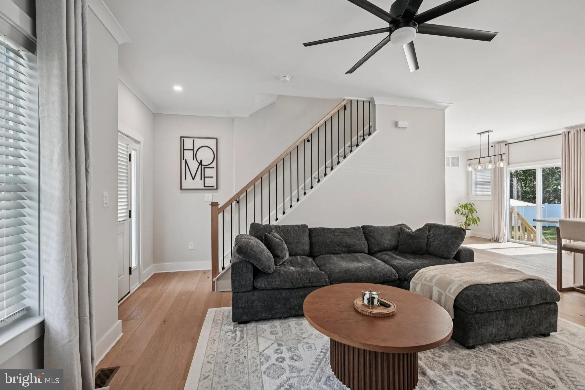 Vineland, New Jersey 08361, United States, 4 Bedrooms Bedrooms, ,3 BathroomsBathrooms,Residential,Pending,204912