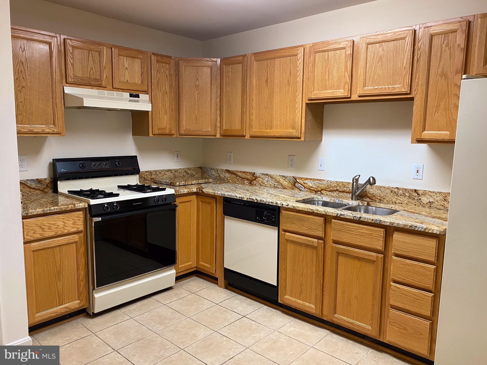 HERITAGE HARBOUR - Residential