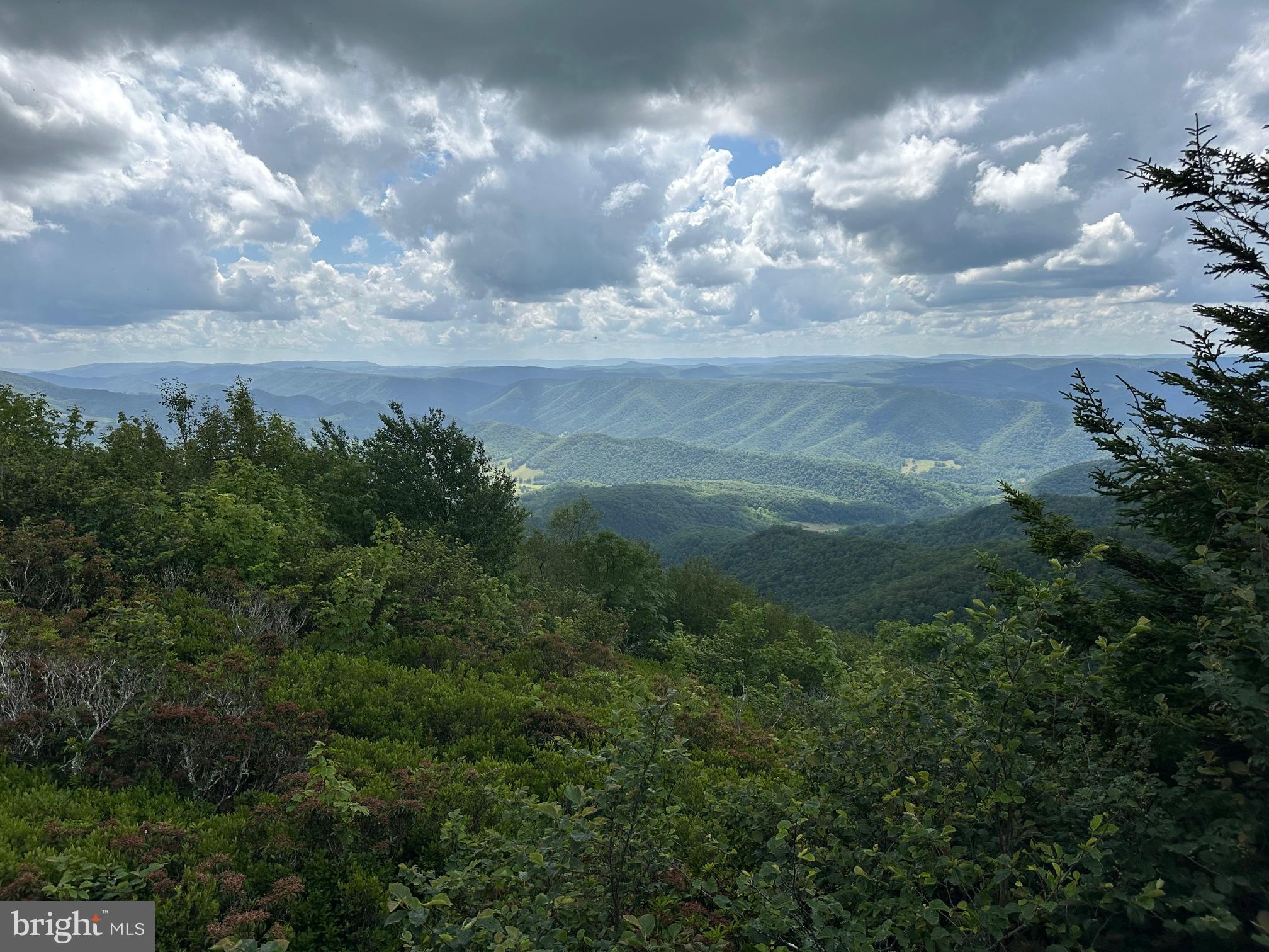 KILE KNOB - Residential