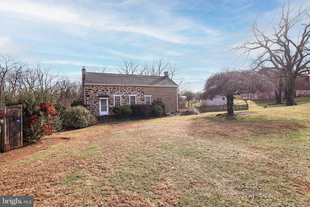 Photo of 3155 Lehr Drive, YORK, PA 17404 (MLS # PAYK2095494)