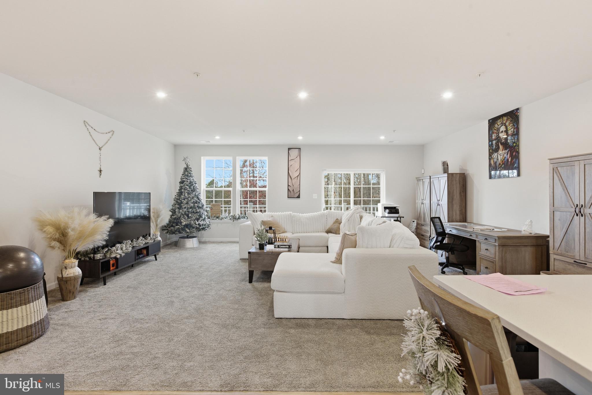 GLENN DALE COMMONS - Residential