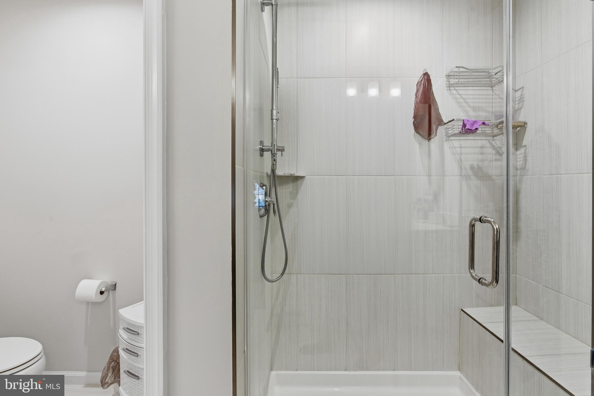 GLENN DALE COMMONS - Residential