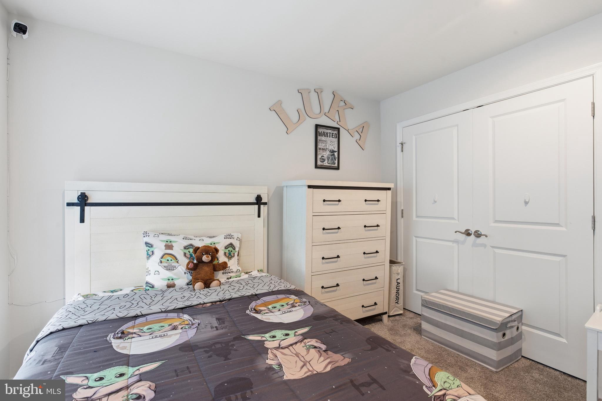 GLENN DALE COMMONS - Residential