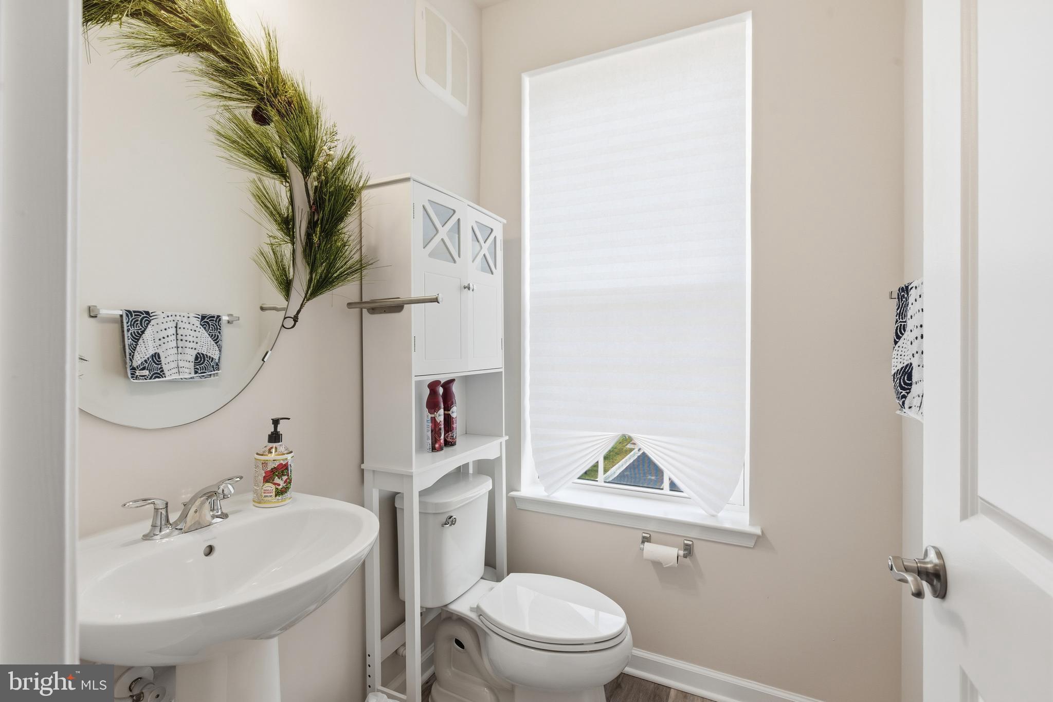 GLENN DALE COMMONS - Residential