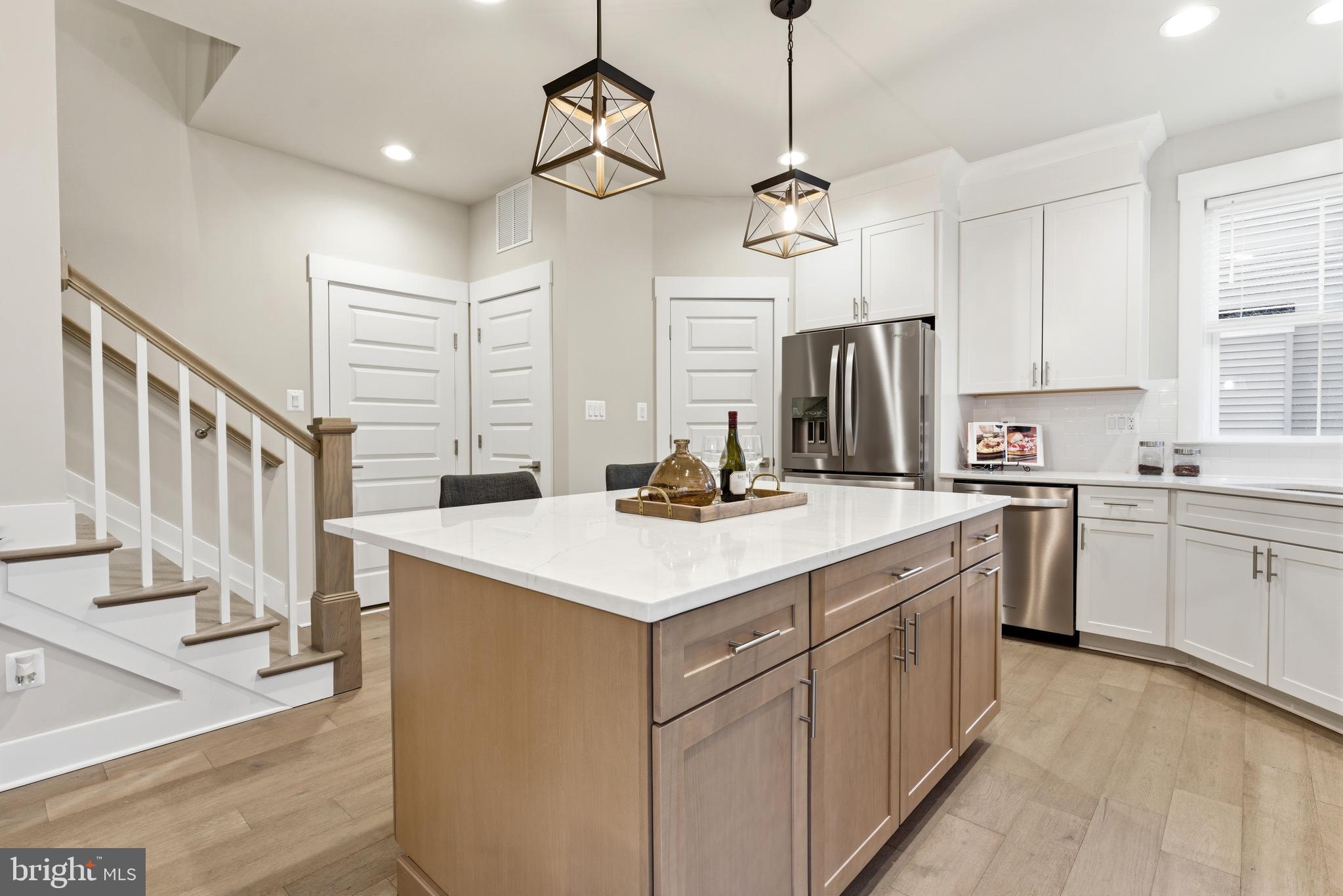 WATERS EDGE - Residential