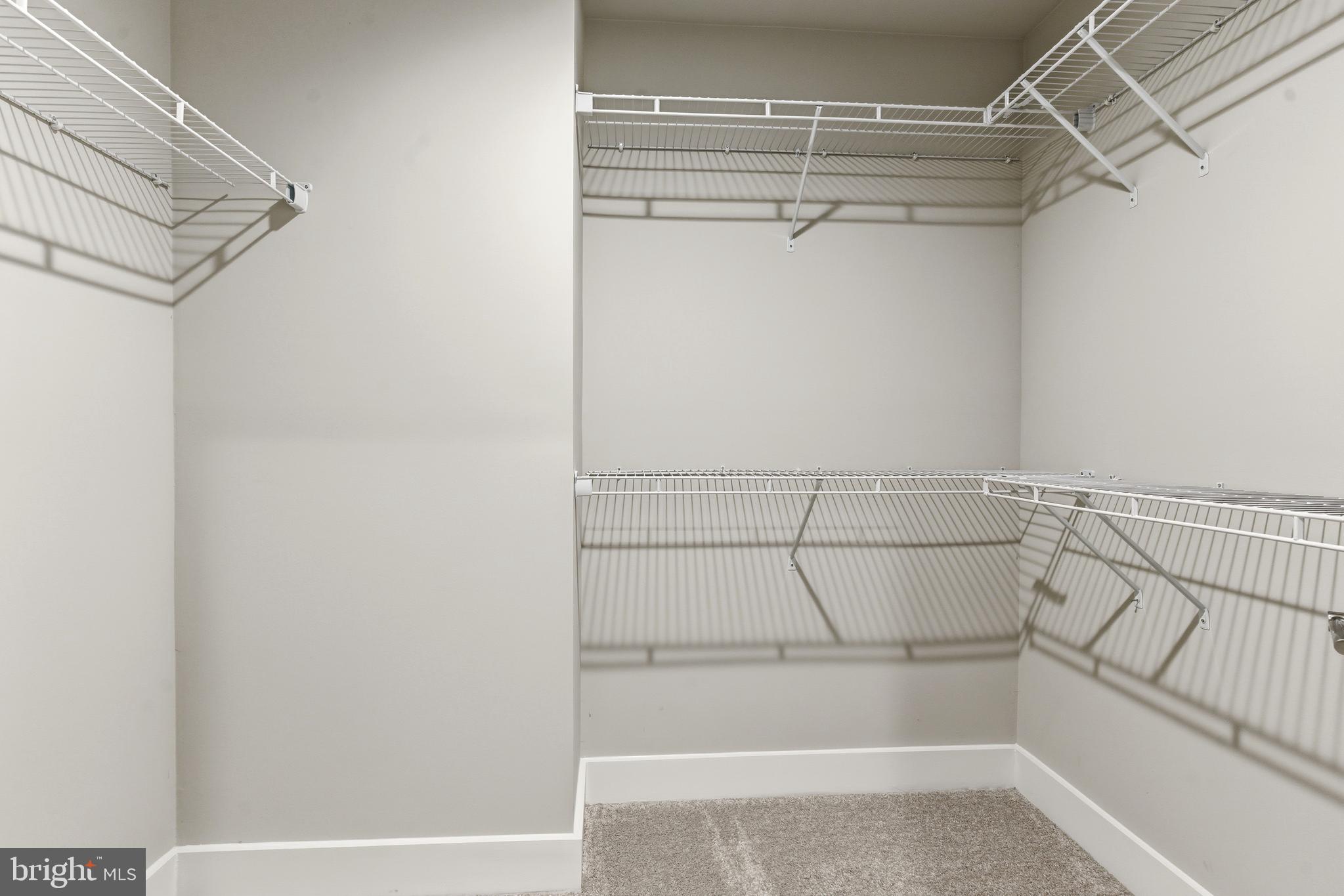 WATERS EDGE - Residential