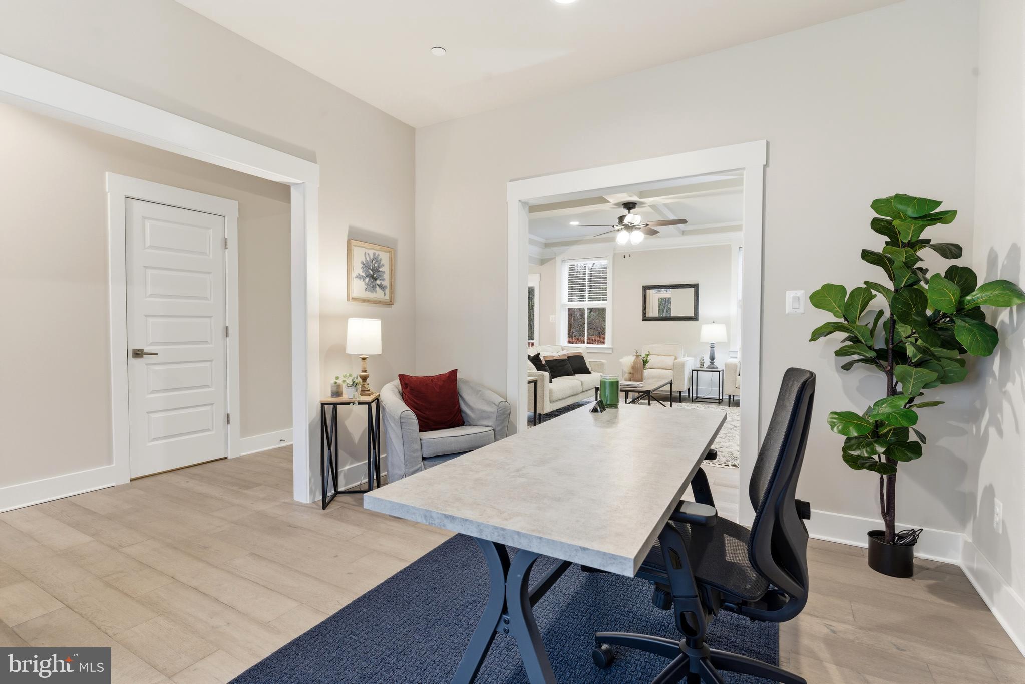 WATERS EDGE - Residential