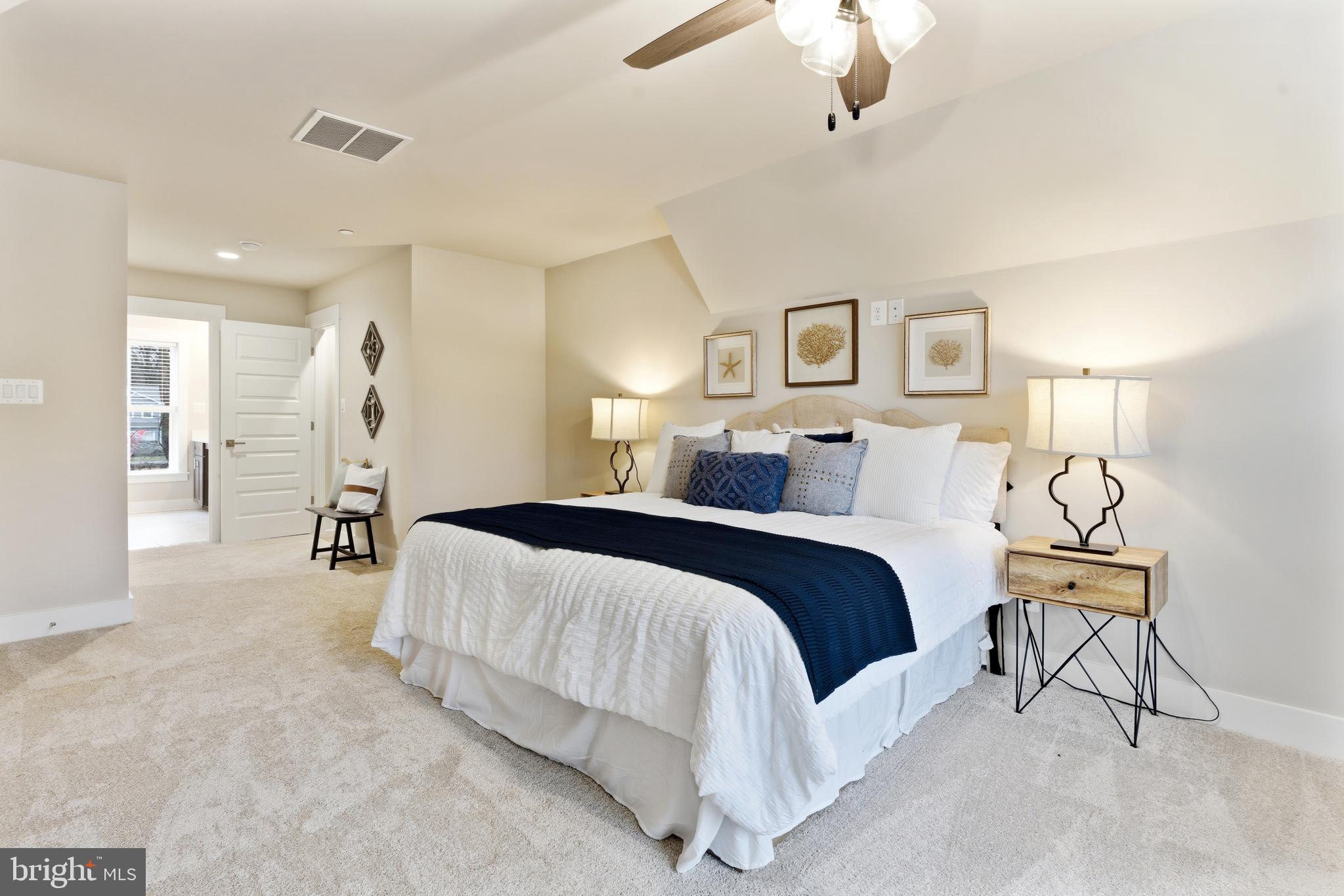 WATERS EDGE - Residential