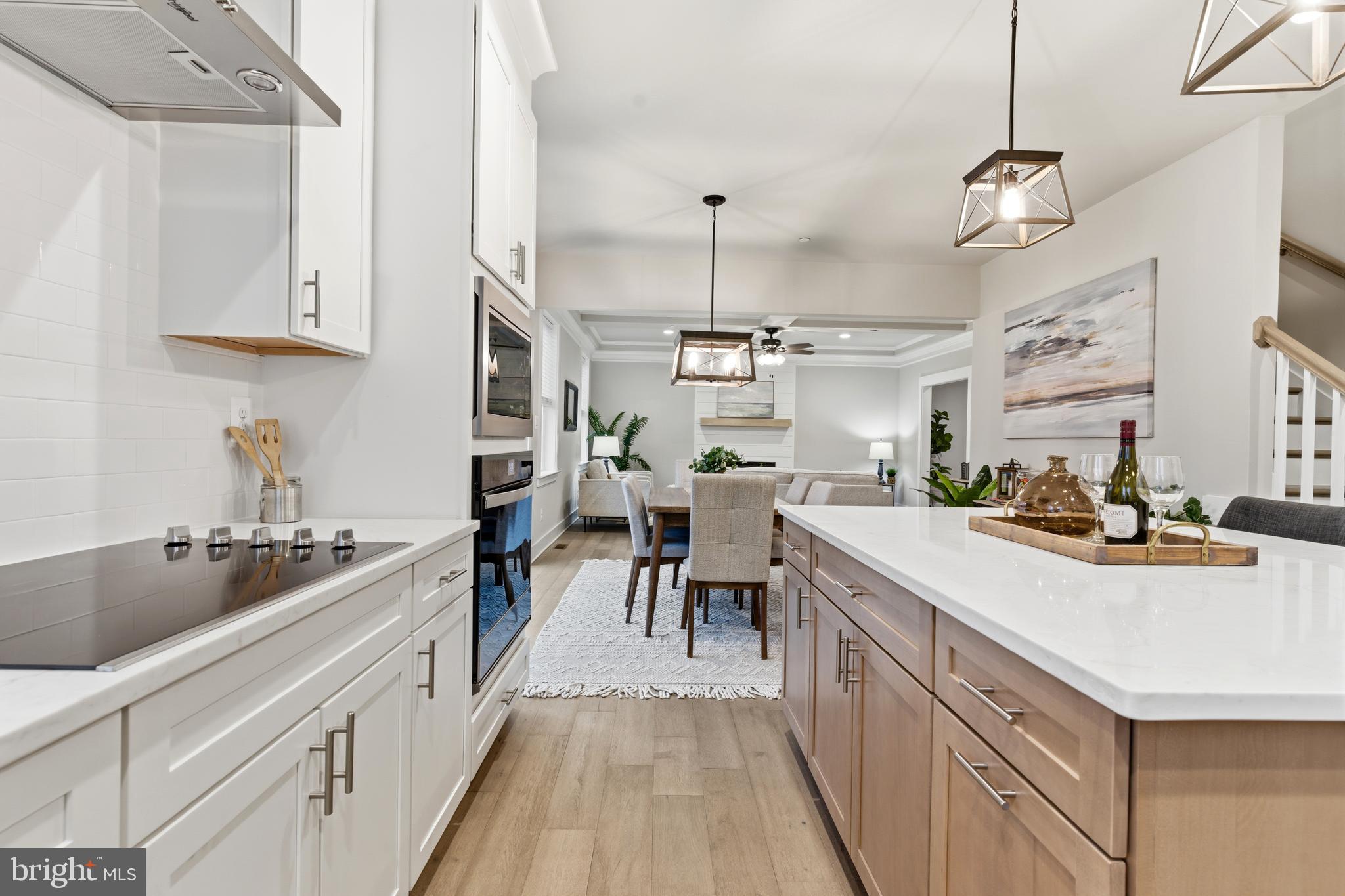 WATERS EDGE - Residential