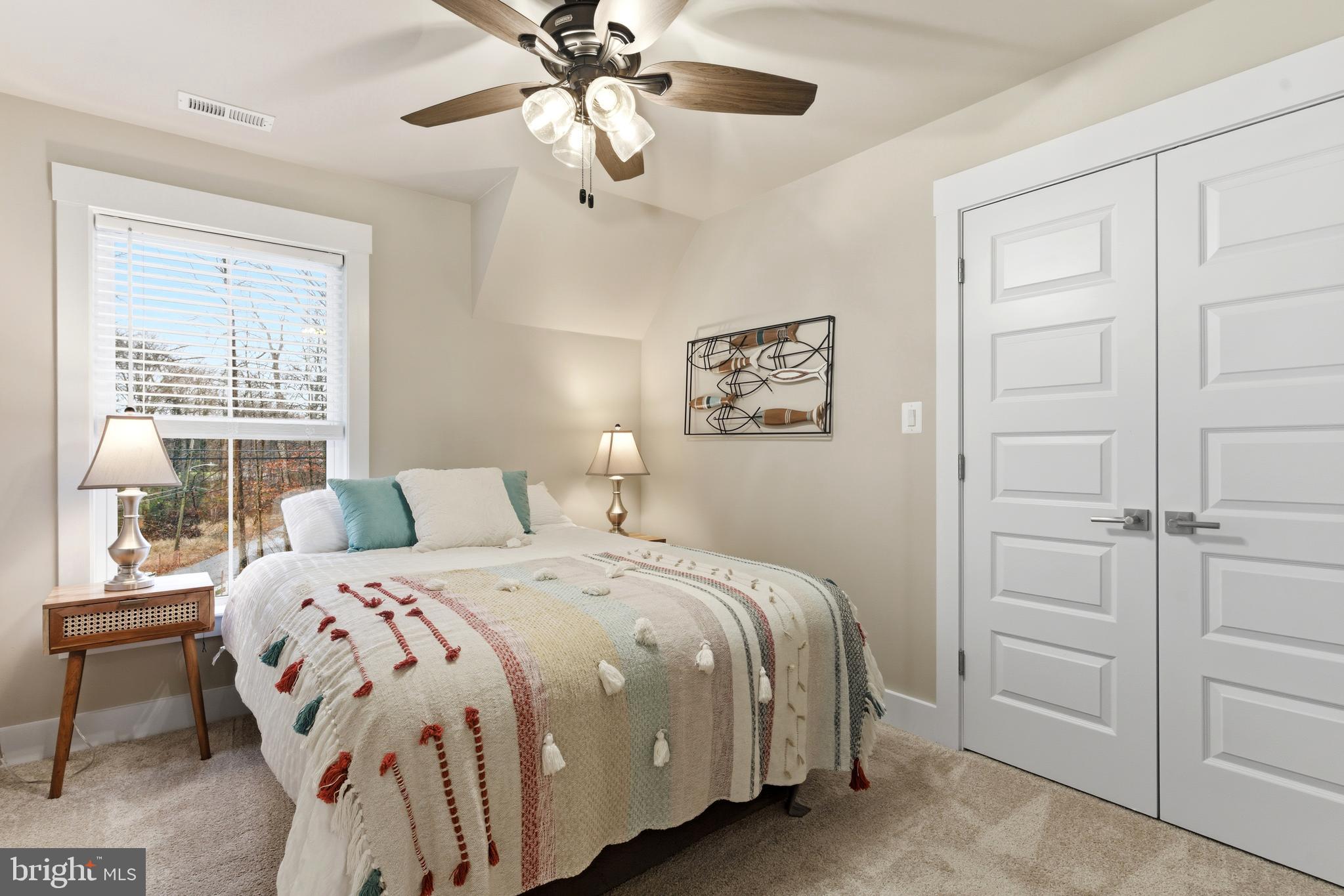 WATERS EDGE - Residential