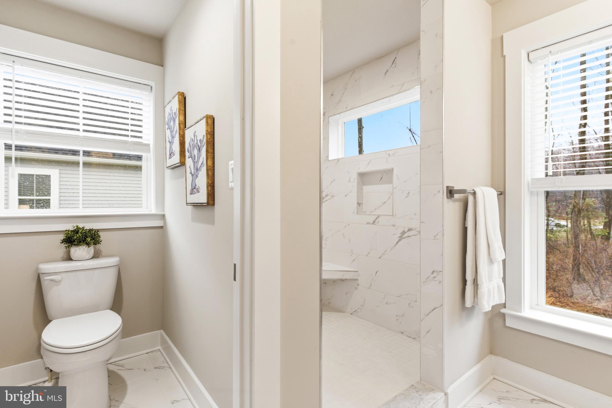 WATERS EDGE - Residential