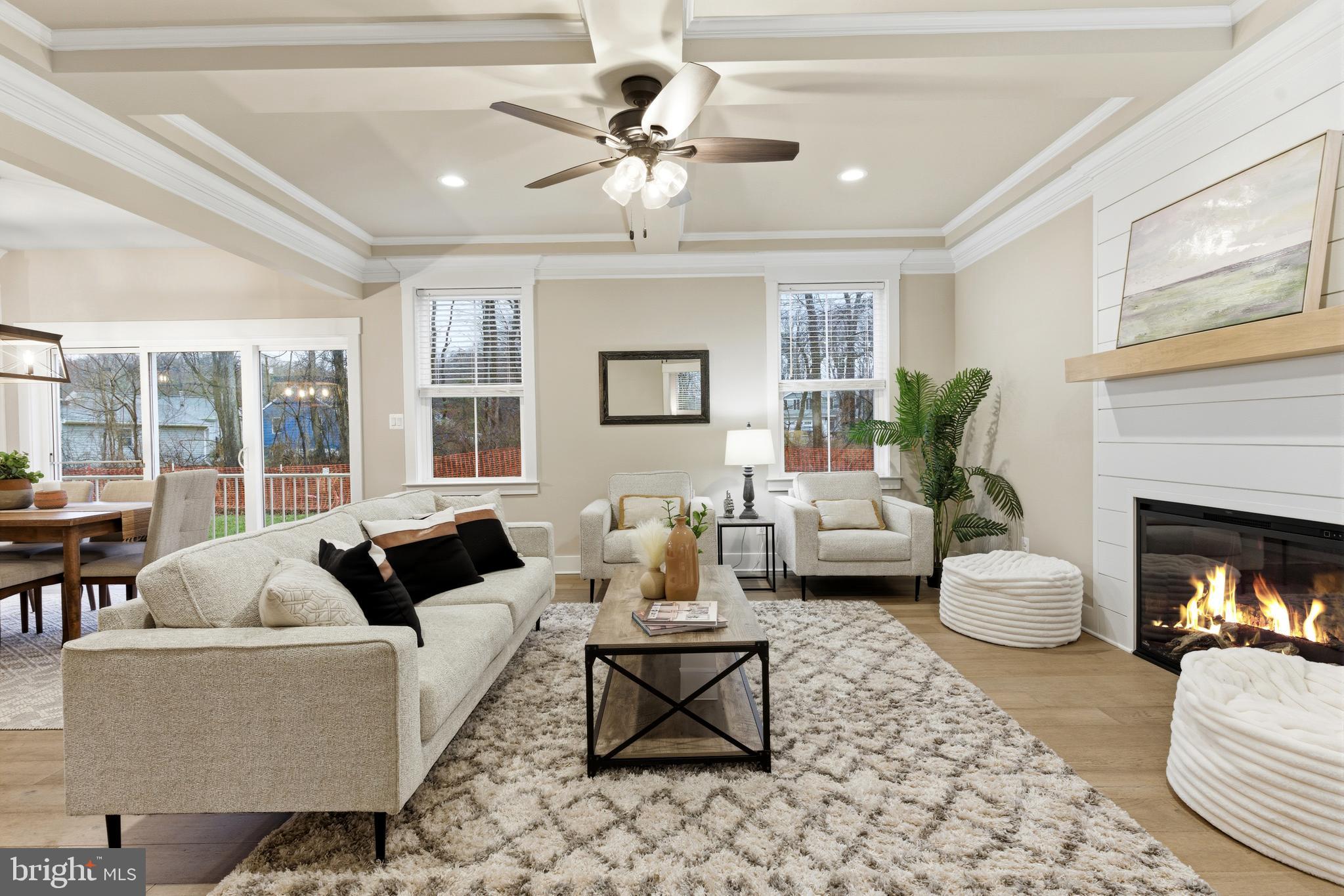 WATERS EDGE - Residential