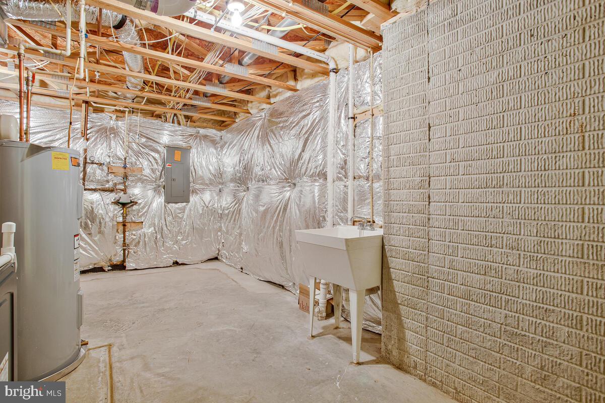 SNOWDEN OVERLOOK - Residential