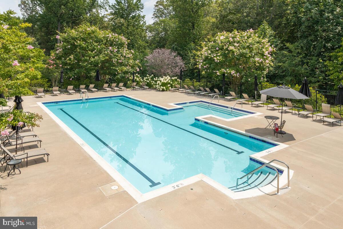 SNOWDEN OVERLOOK - Residential