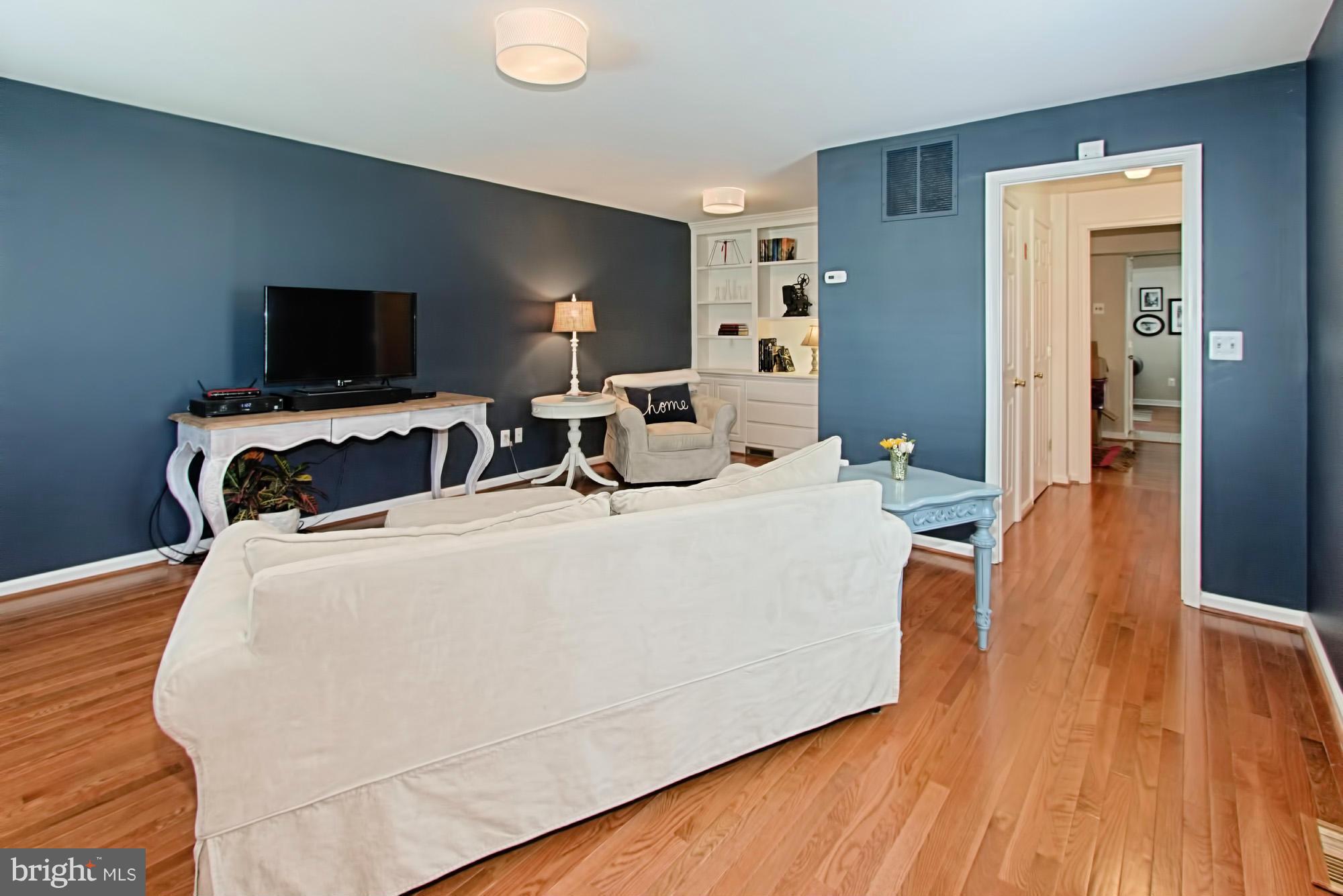 BEECH TREE MANOR - Residential