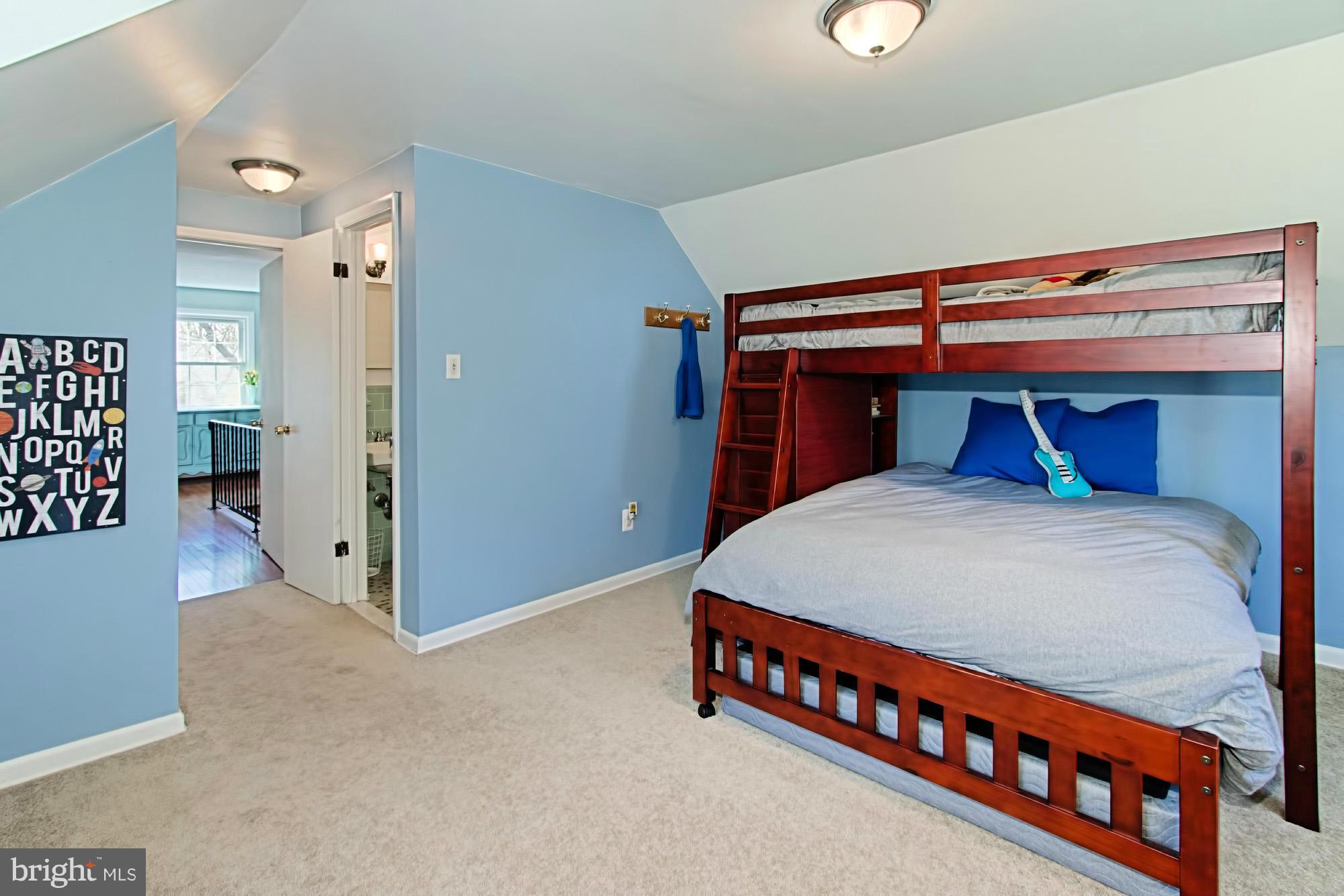 BEECH TREE MANOR - Residential