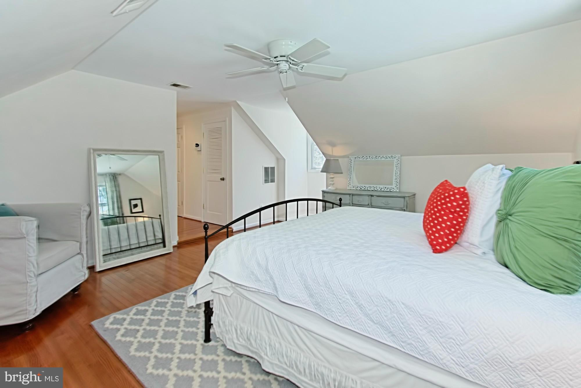 BEECH TREE MANOR - Residential