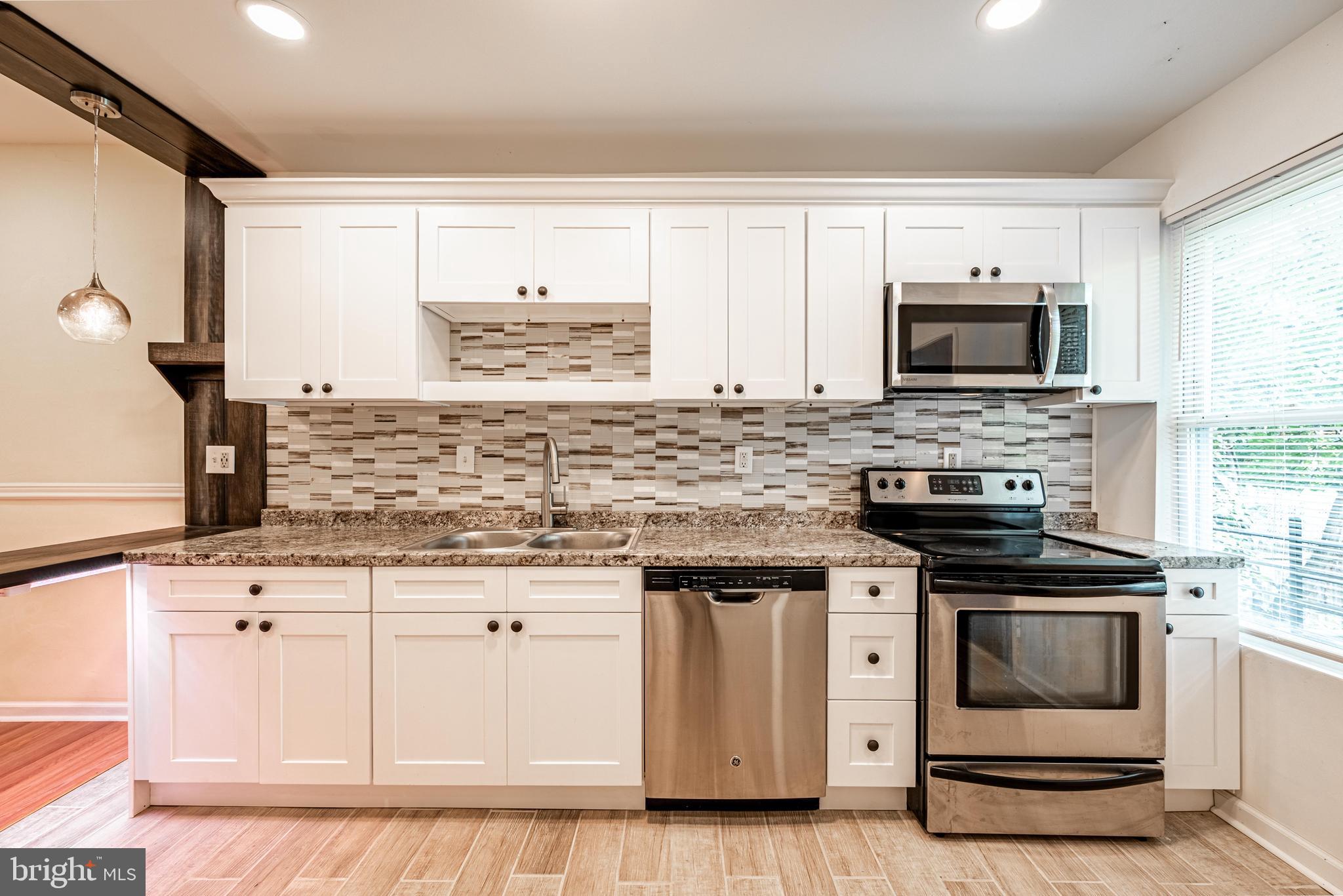 BROADWAY EAST - Residential