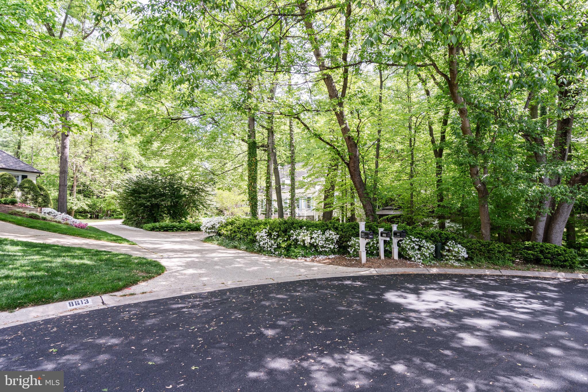 BRADLEY HILLS GROVE - Residential