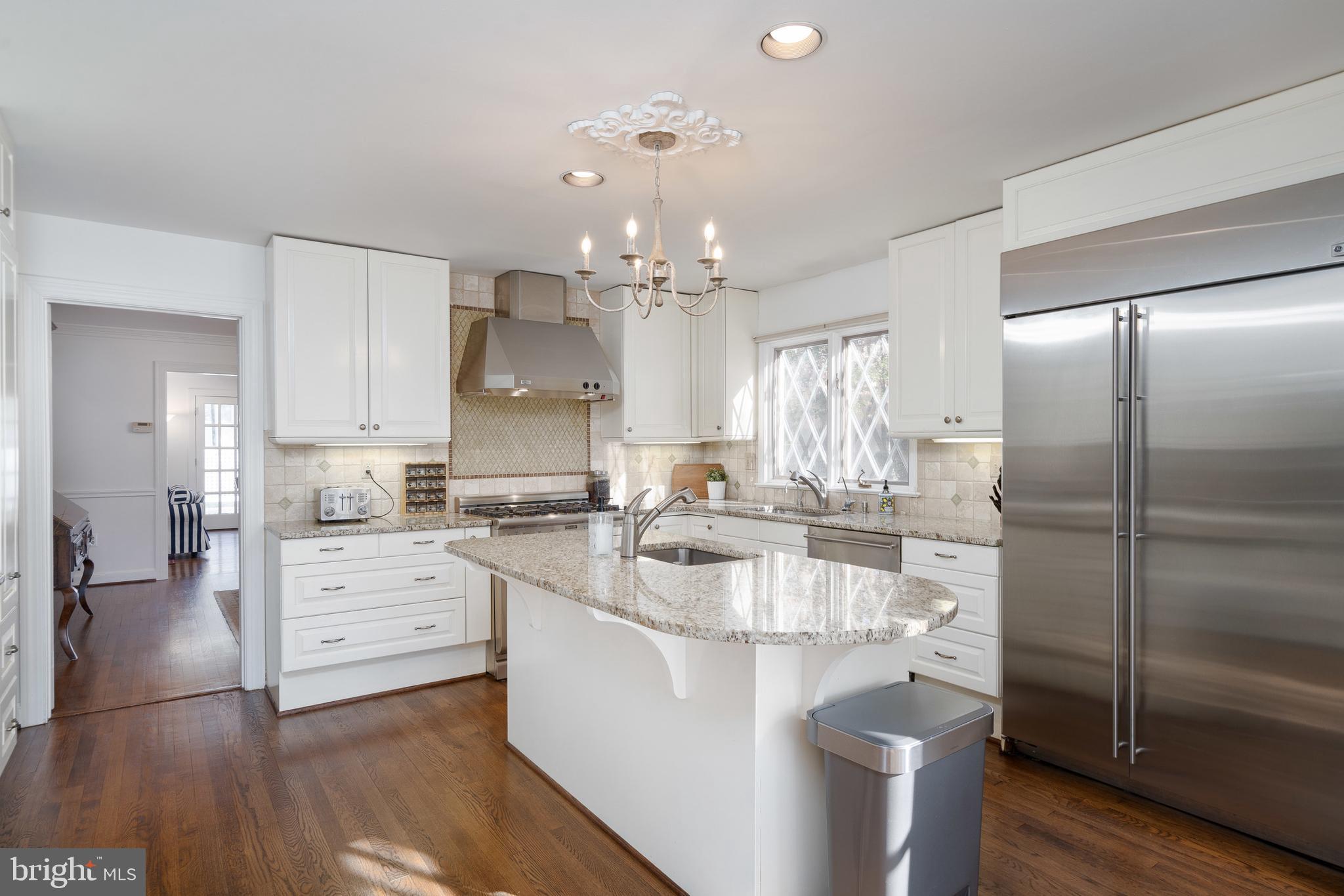 BRADLEY HILLS GROVE - Residential