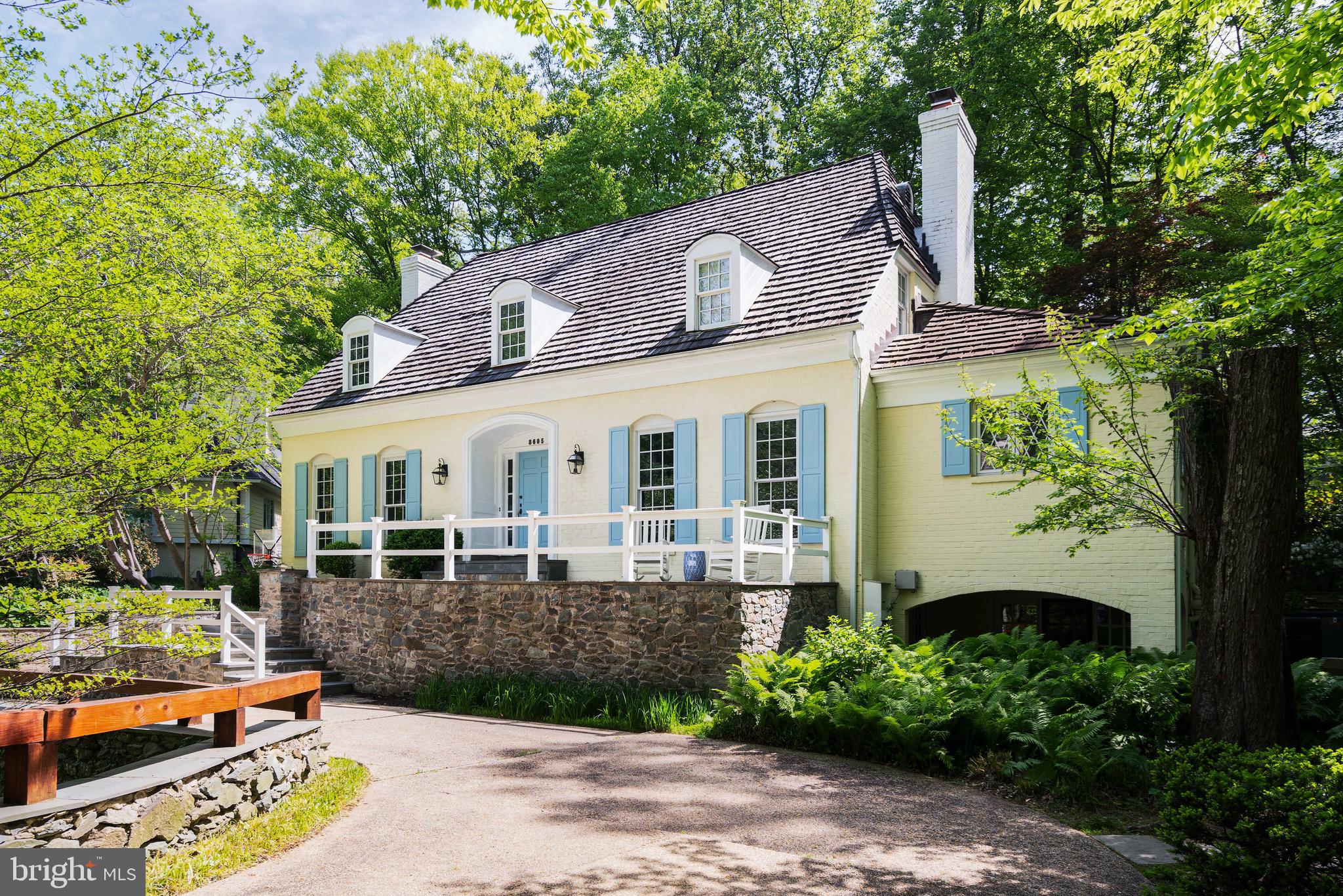 BRADLEY HILLS GROVE - Residential