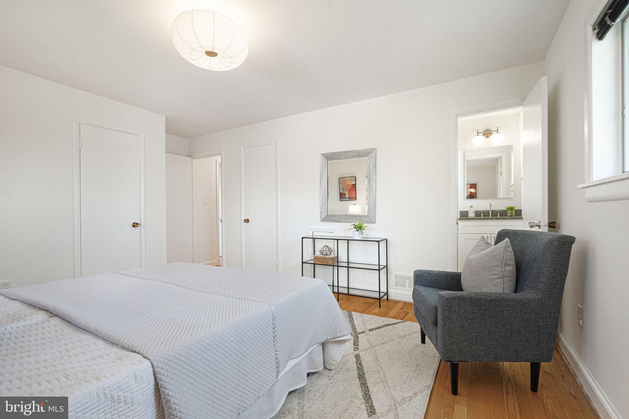 TULIP HILL - Residential