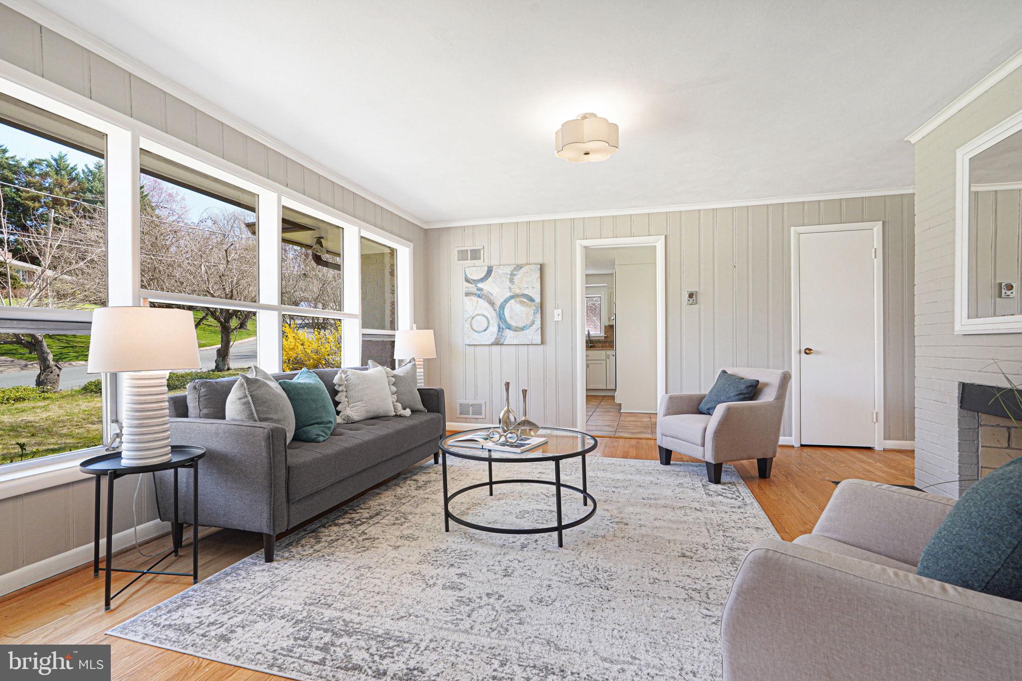 TULIP HILL - Residential