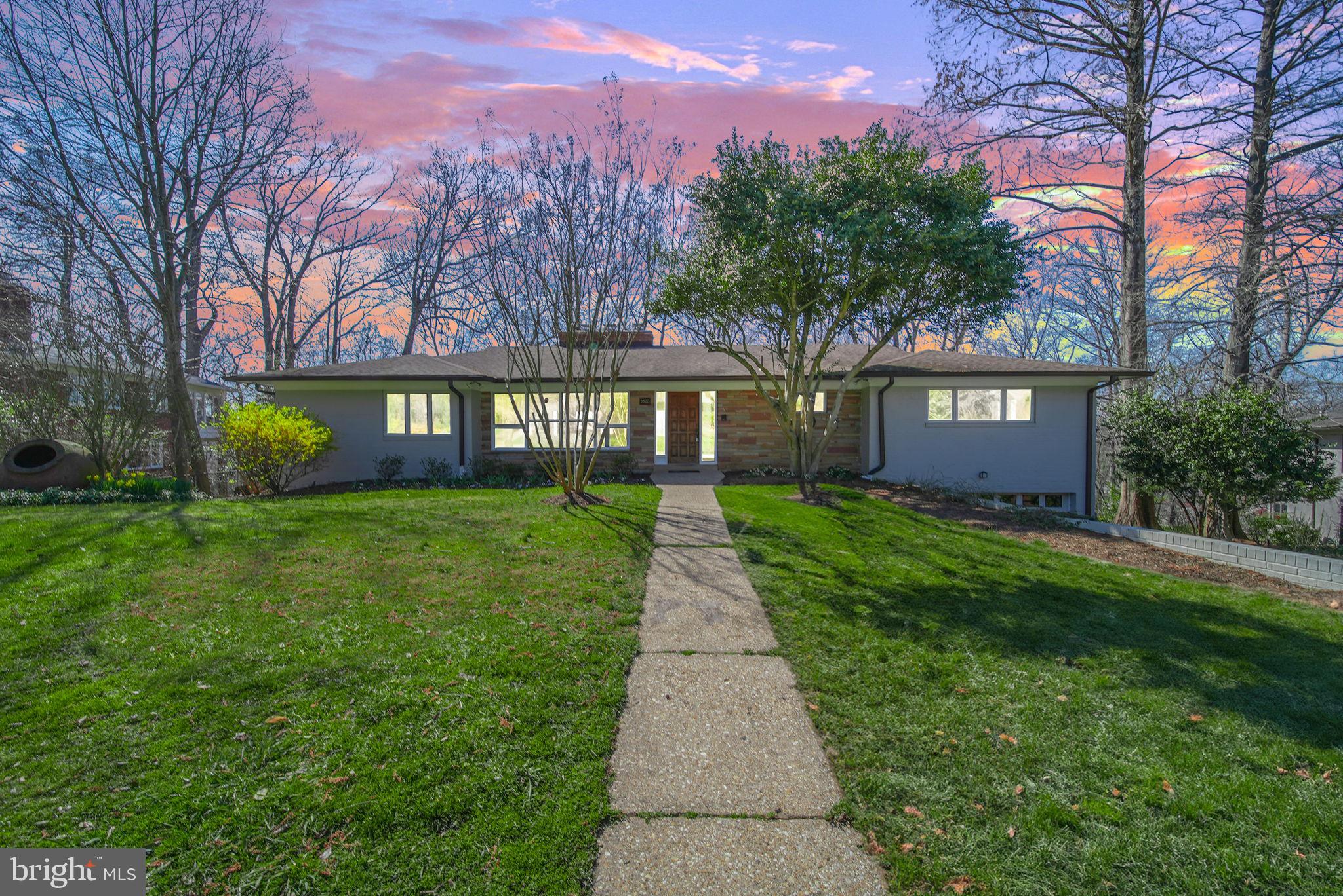 TULIP HILL - Residential