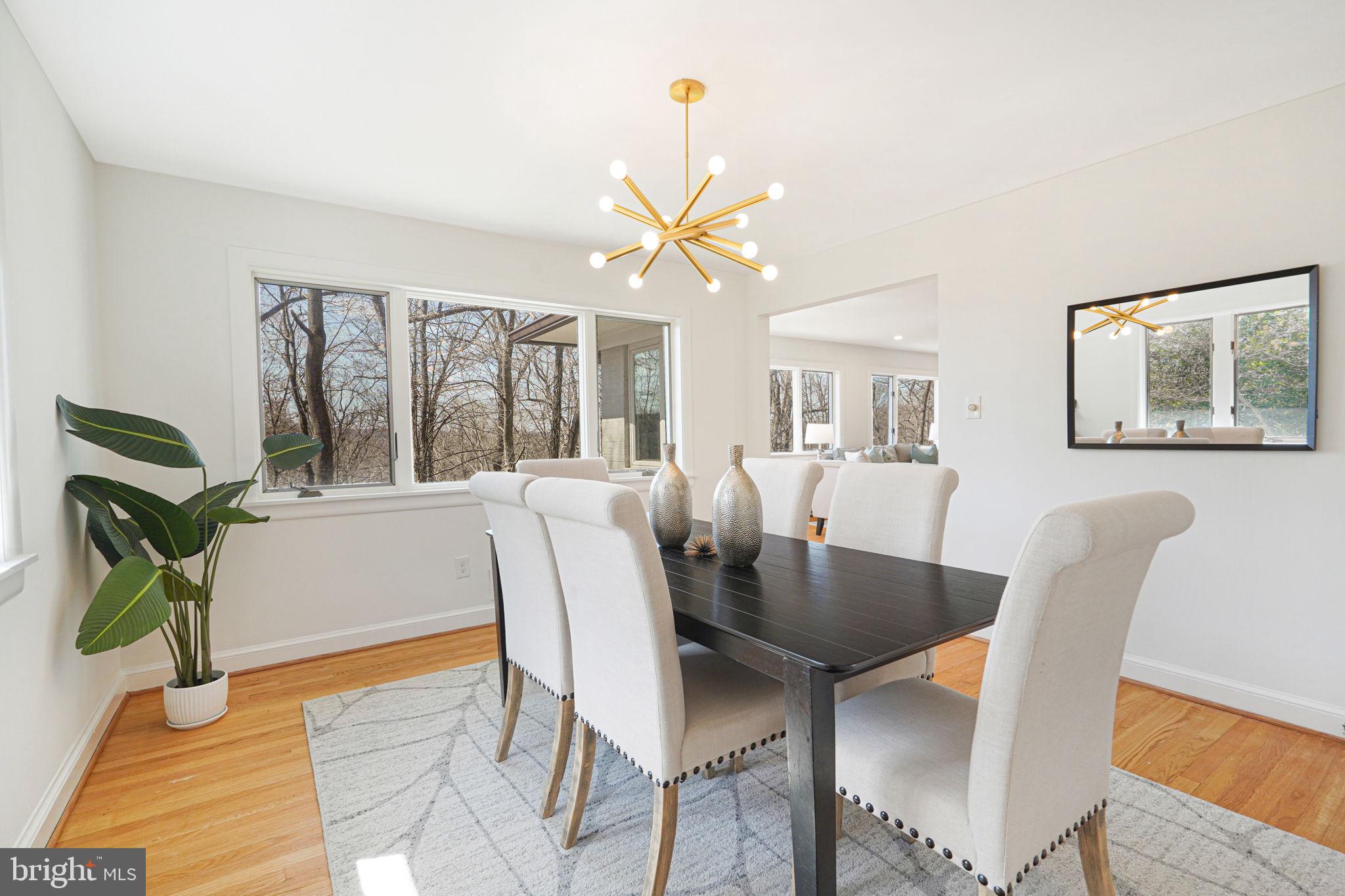 TULIP HILL - Residential