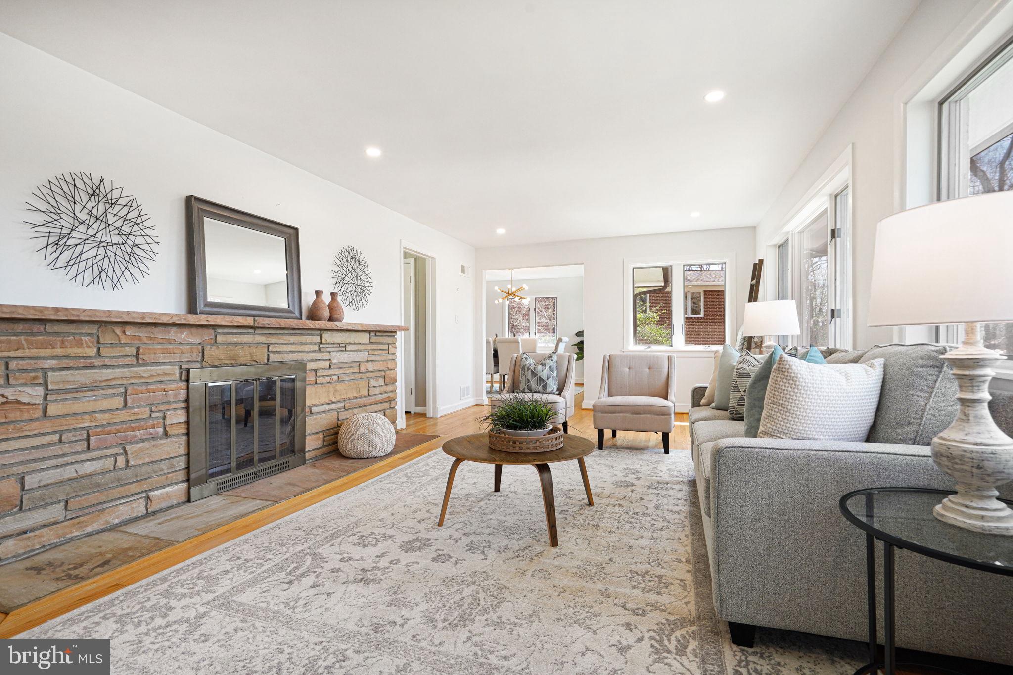 TULIP HILL - Residential