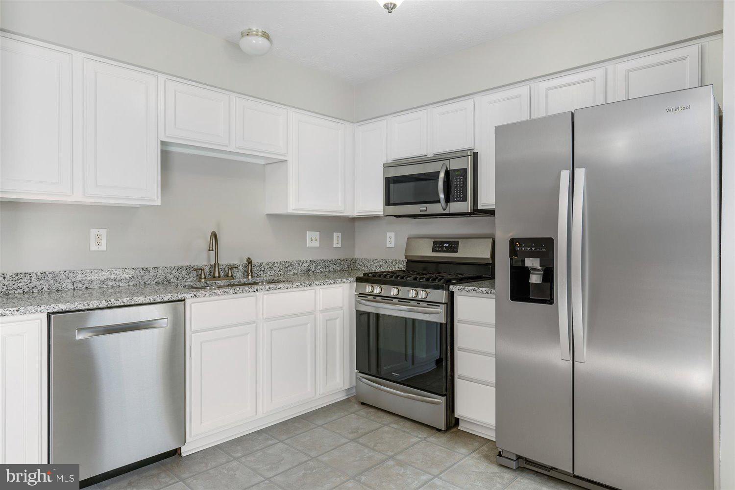 CASTLE STONE AT WHITE MARSH - Residential