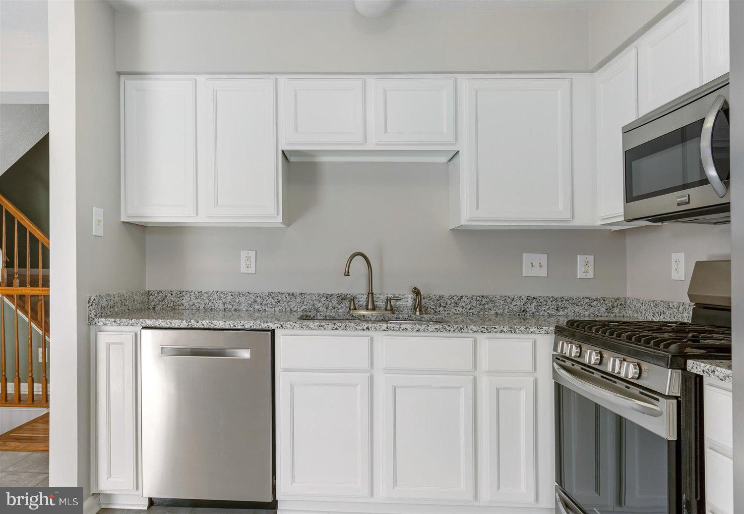 CASTLE STONE AT WHITE MARSH - Residential