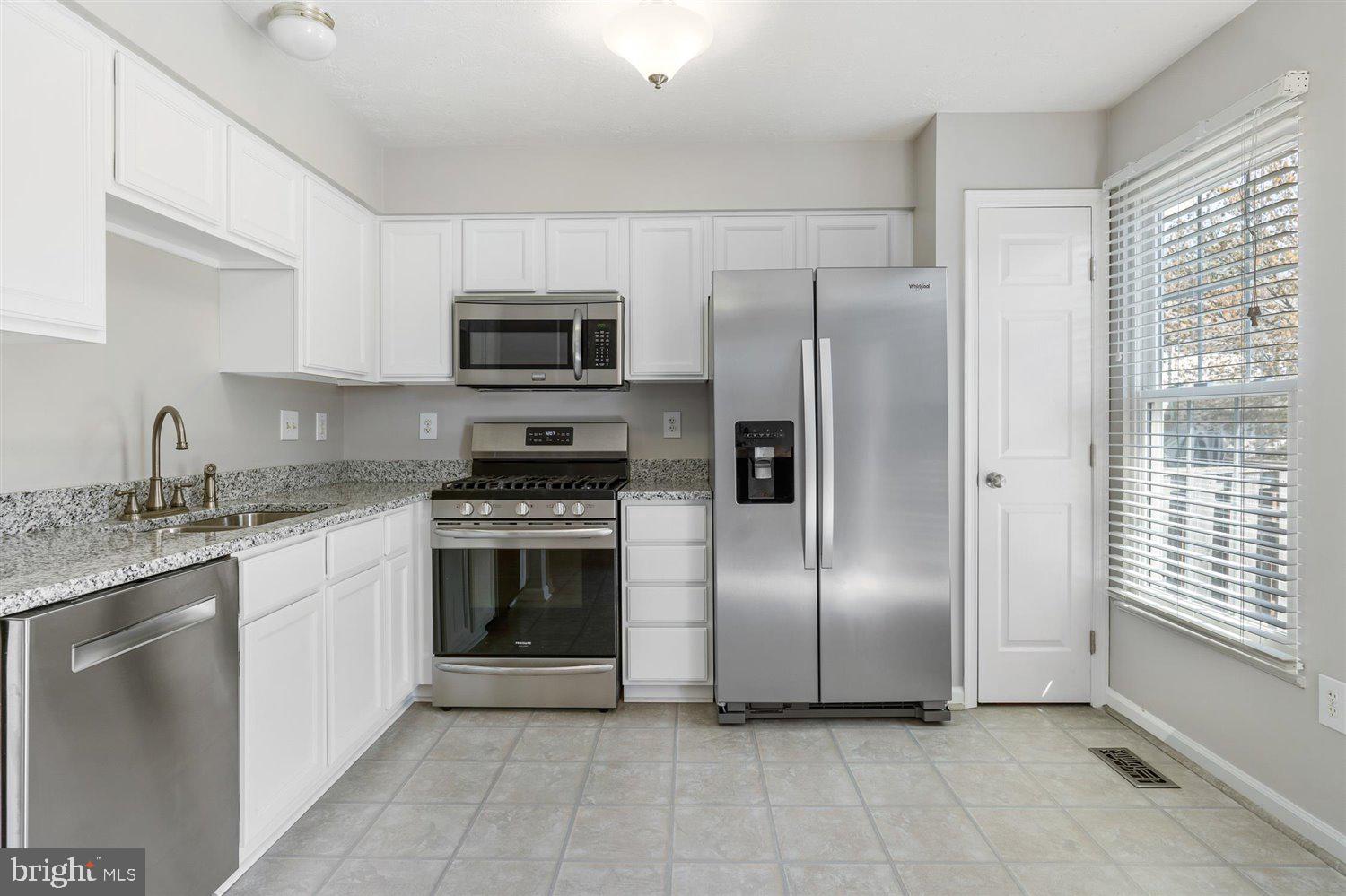 CASTLE STONE AT WHITE MARSH - Residential