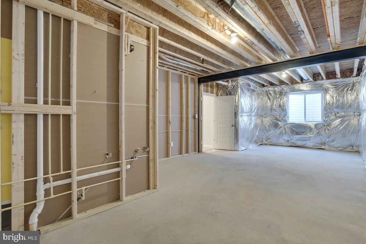 VILLAGES OF SAVANNAH - Residential