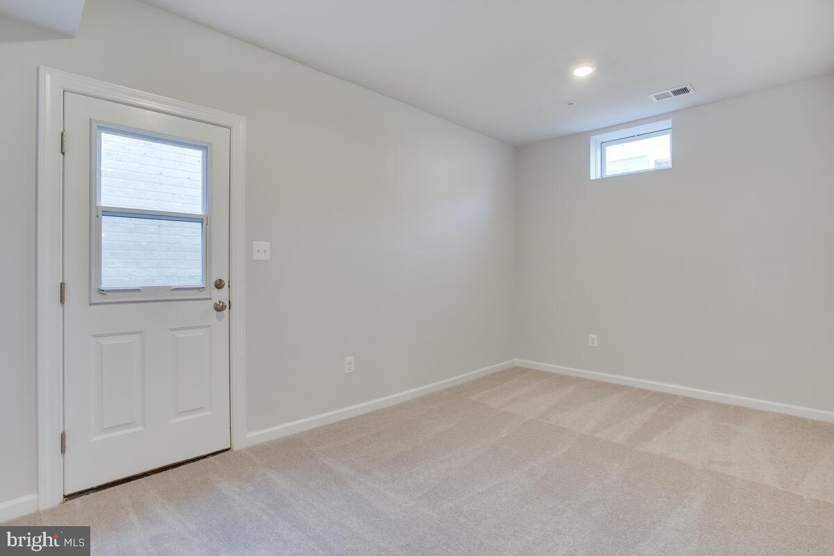 VILLAGES OF SAVANNAH - Residential