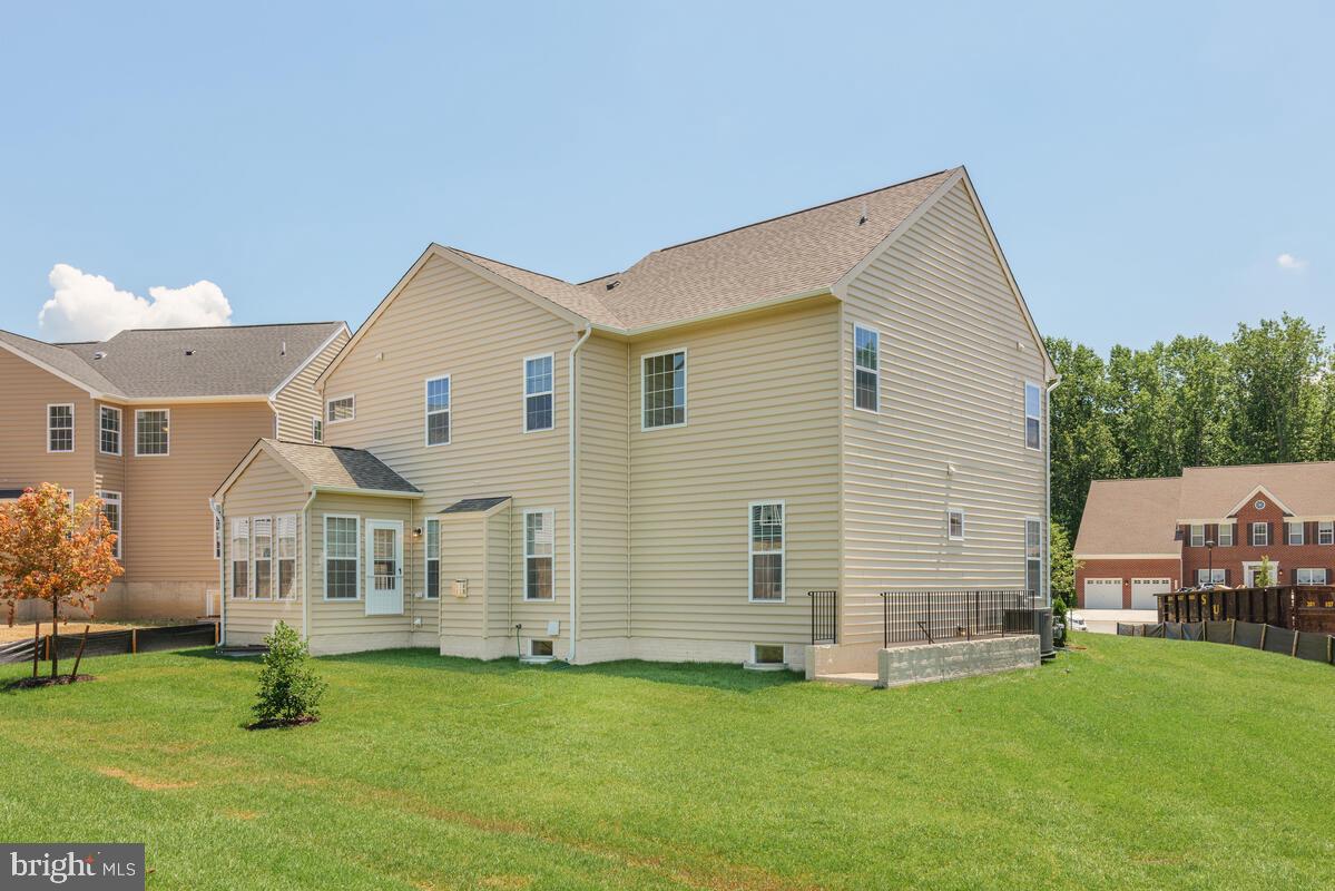 VILLAGES OF SAVANNAH - Residential